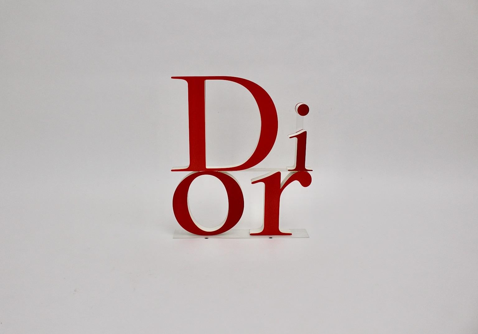 dior logo red
