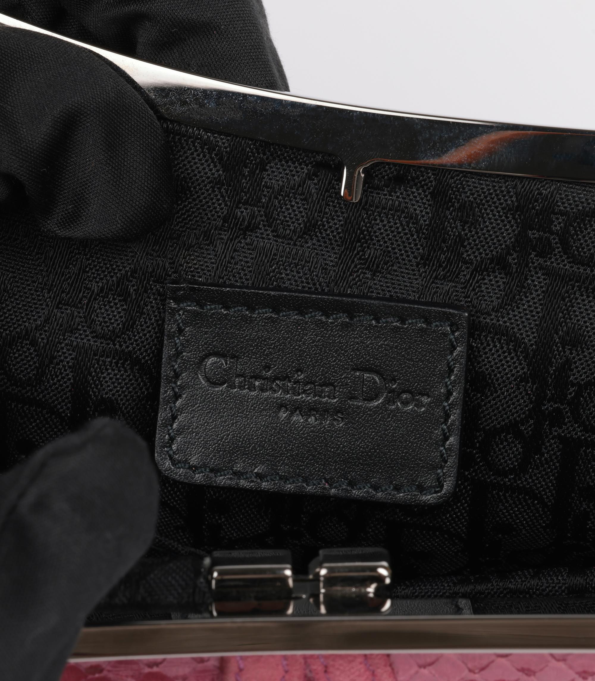 Christian Dior Mini bolso vintage de piel de serpiente y ante rosa 4