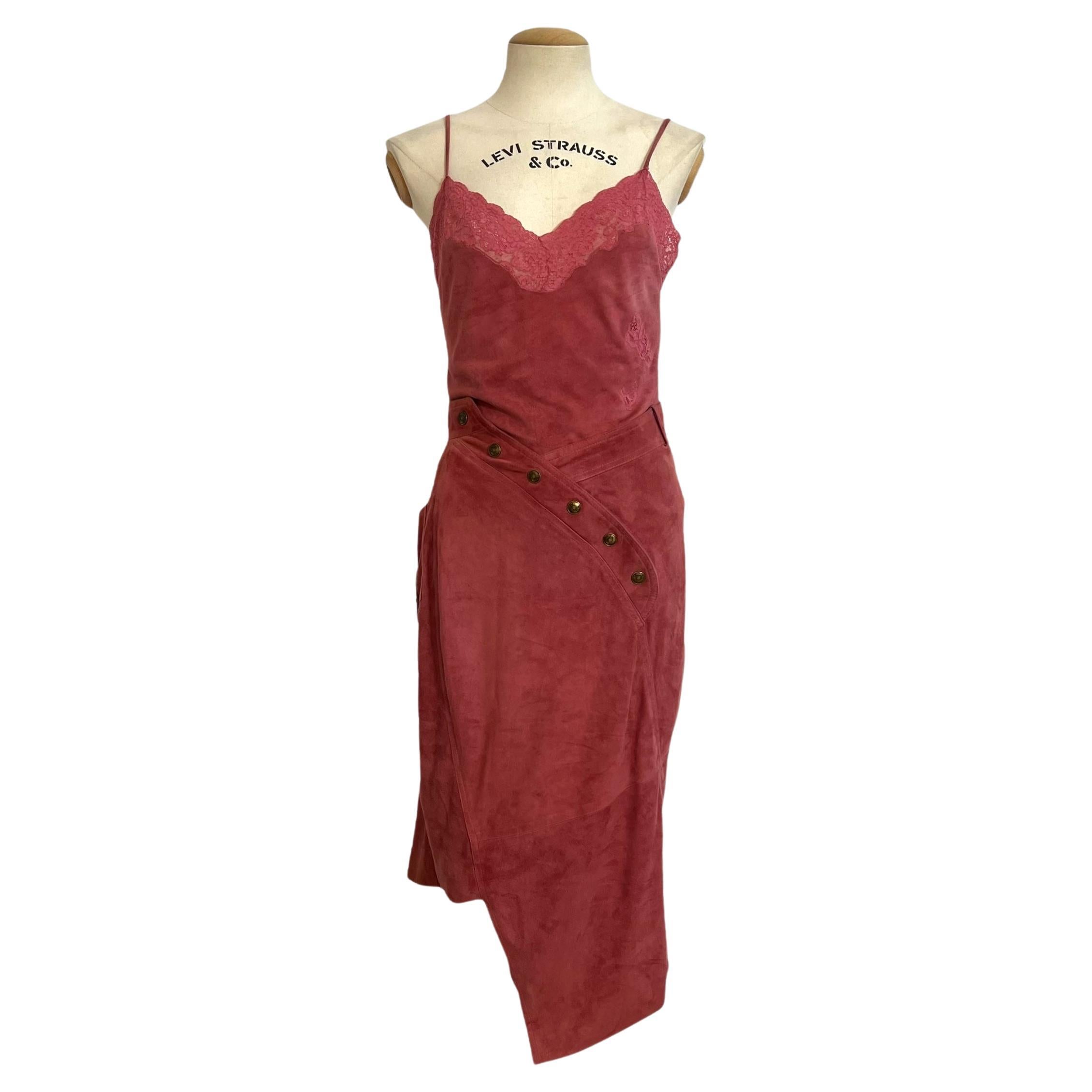 Christian Dior Set due pezzi in pizzo e camoscio rosa, Autunno/Inverno 2000 in vendita