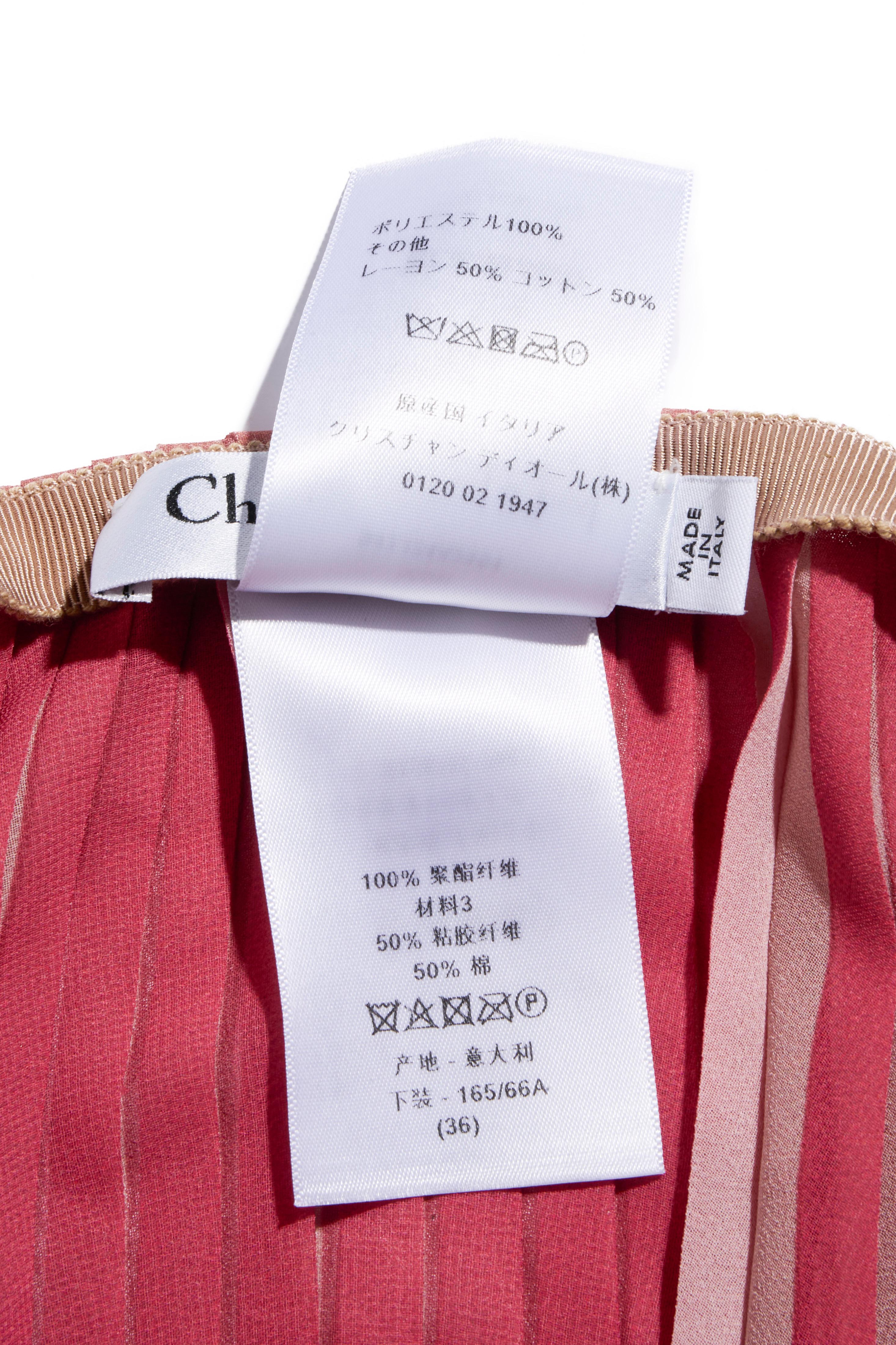 Jupe midi plissée à rayures roses de Christian Dior, fabriquée en Italie Taille FR 36 en vente 3