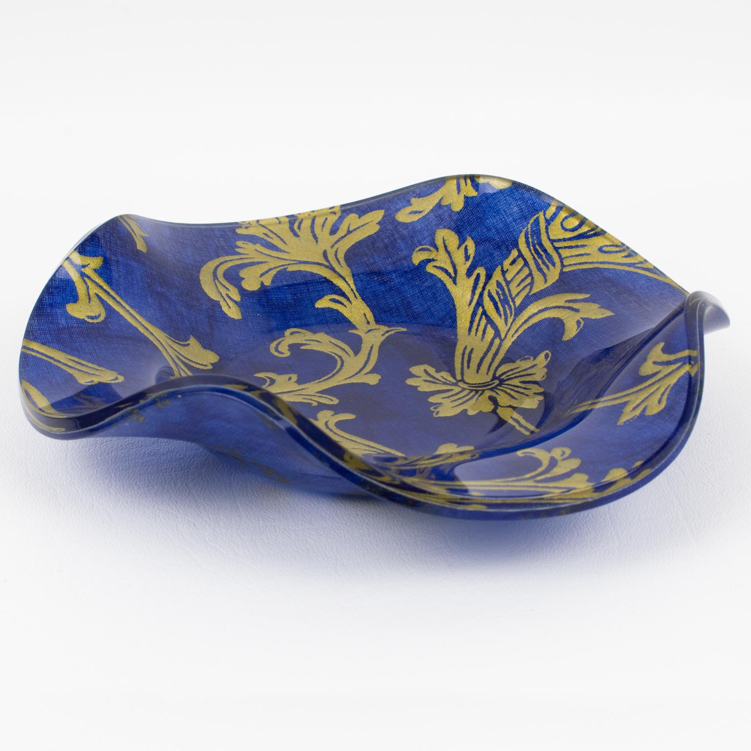 Centrotavola a forma di ciotola in plexiglass e Toile de Jouy di Christian Dior, una coppia in vendita 4