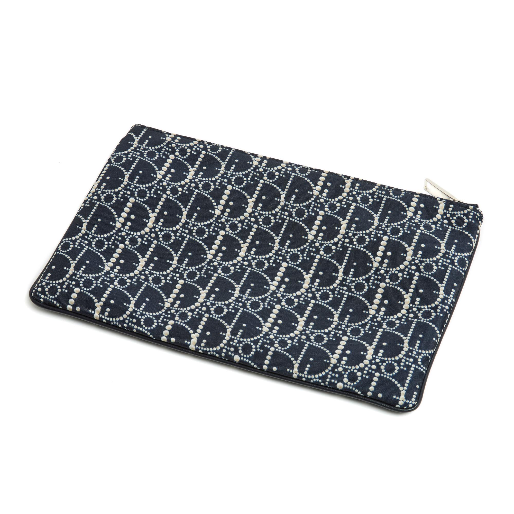 Christian Dior Pochette Daily Oblique pochette noire perlée Excellent état - En vente à PARIS, FR