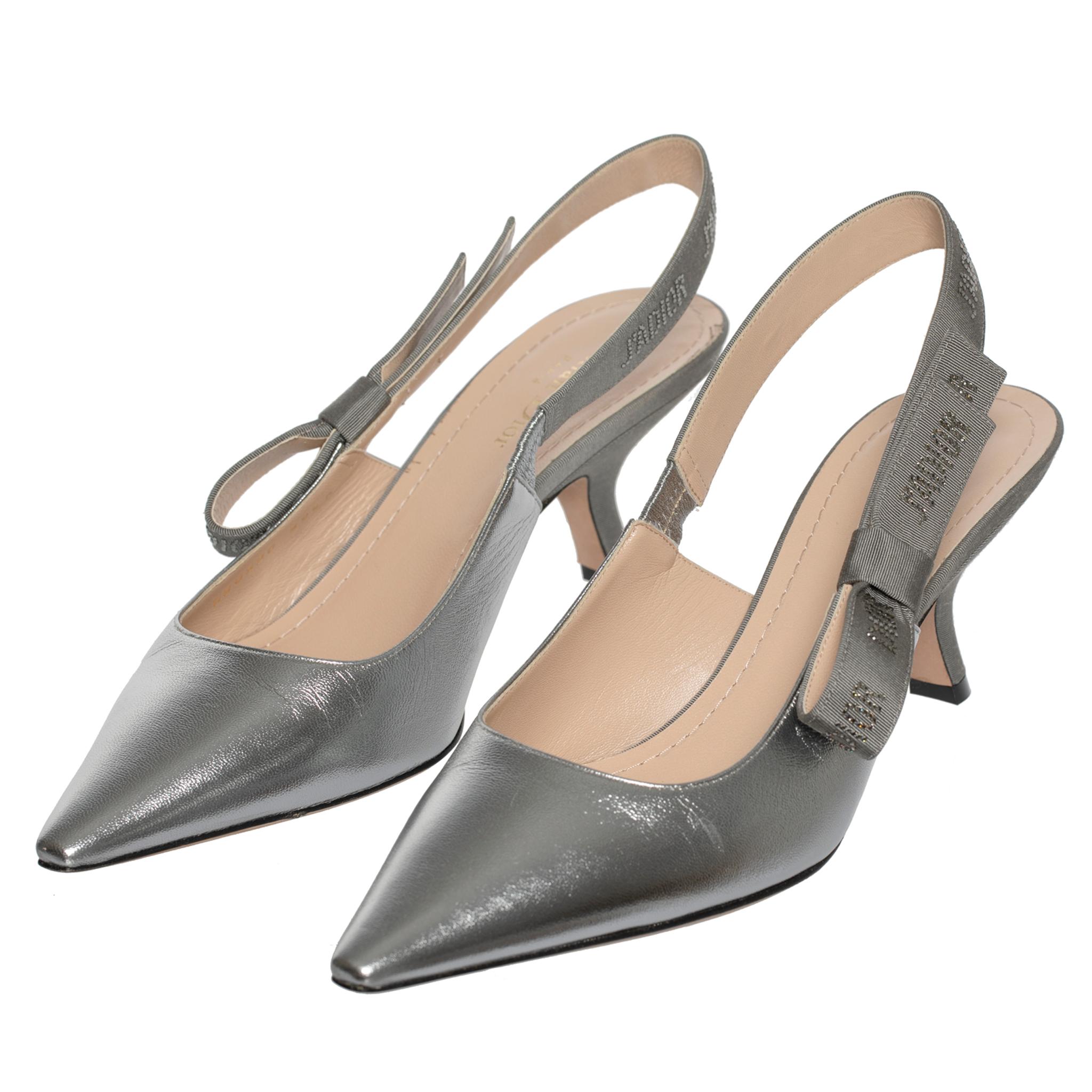 Christian Dior Pointed Metallic Silver Slingback Kitten Heel 39.5 FR For Sale 3