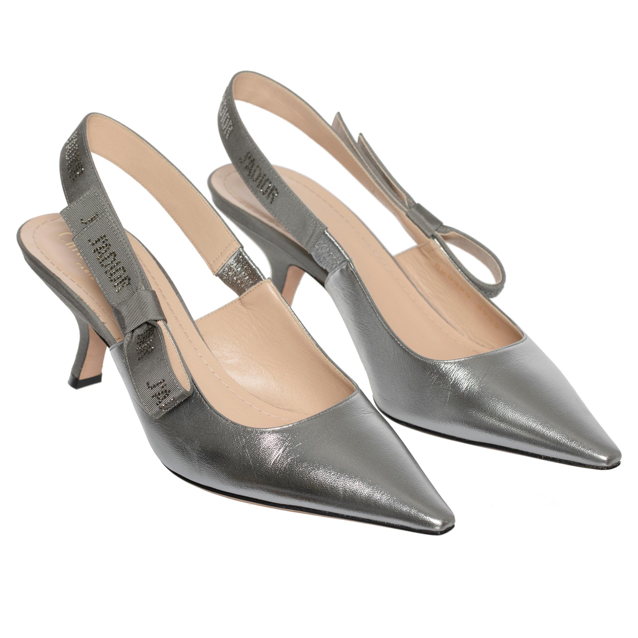 Christian Dior Pointed Metallic Silver Slingback Kitten Heel 39.5 FR For Sale 4