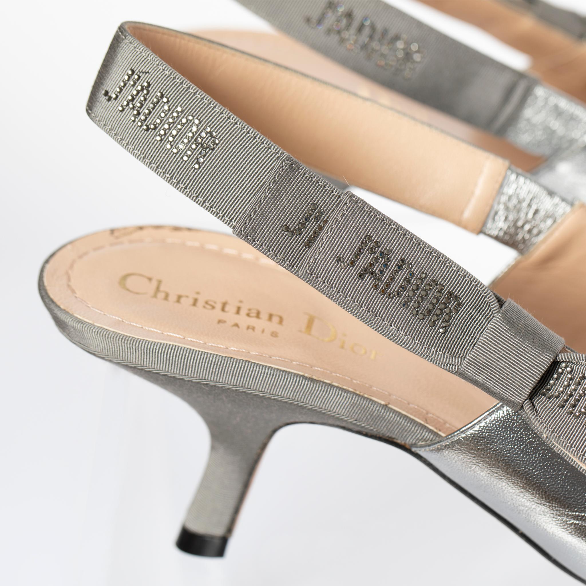 Christian Dior Pointed Metallic Silver Slingback Kitten Heel 39.5 FR For Sale 5