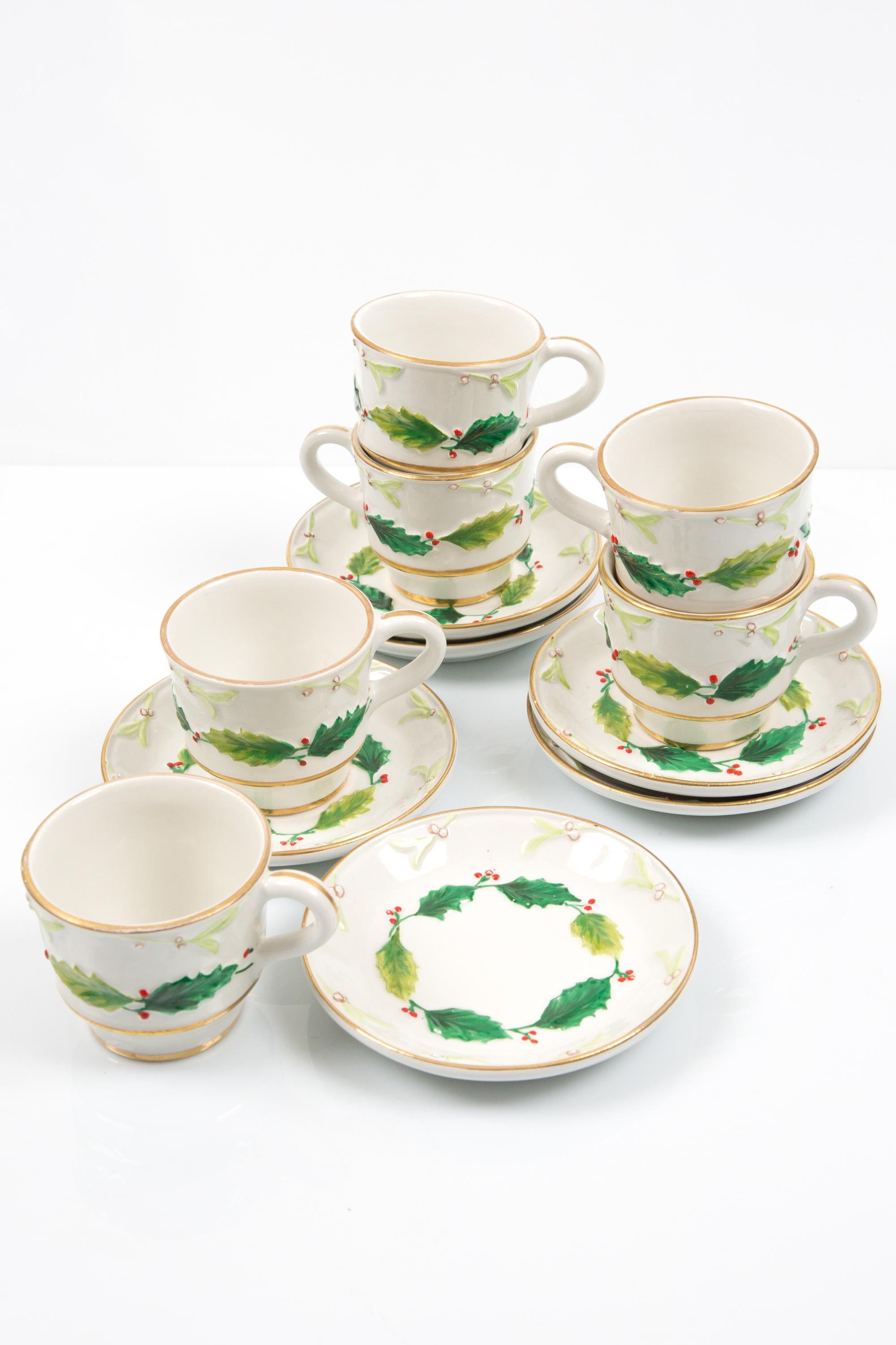 Christian Dior Porcelain 6 Holly Tableware Set In Good Condition For Sale In Paris, FR