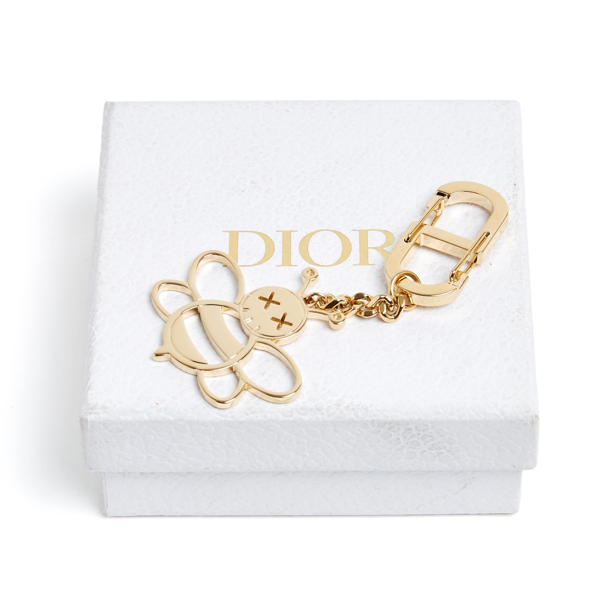 Women's or Men's Christian Dior Porte cles Abeille x Kaws Iconic Golden Metal Bee Key holder New For Sale