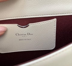 Borsa Christian Dior con catena in pelle rosa cipria e frizione Diorama