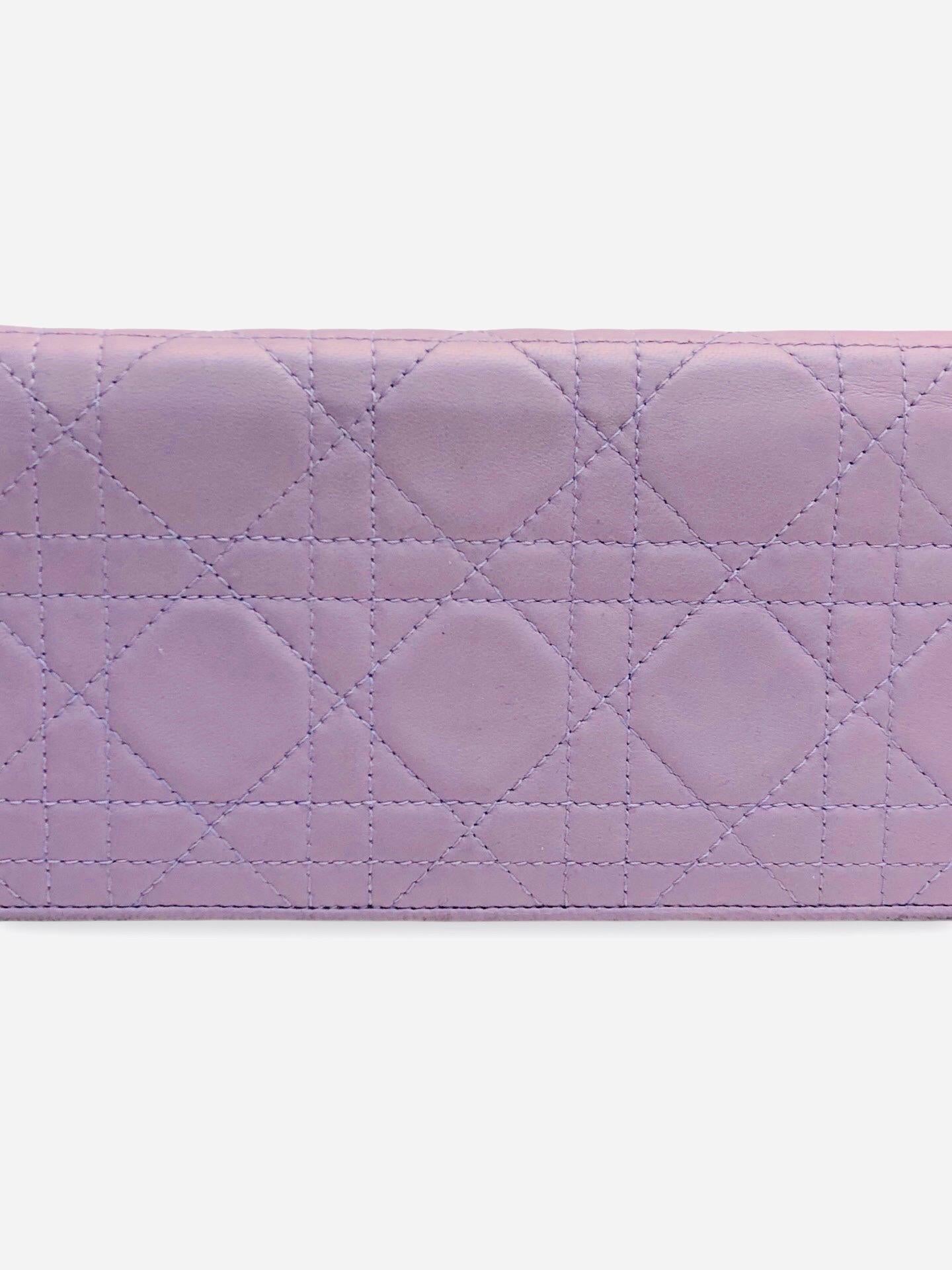 Christian Dior Purple Lambskin Leather Wallet In Excellent Condition For Sale In Sheung Wan, HK