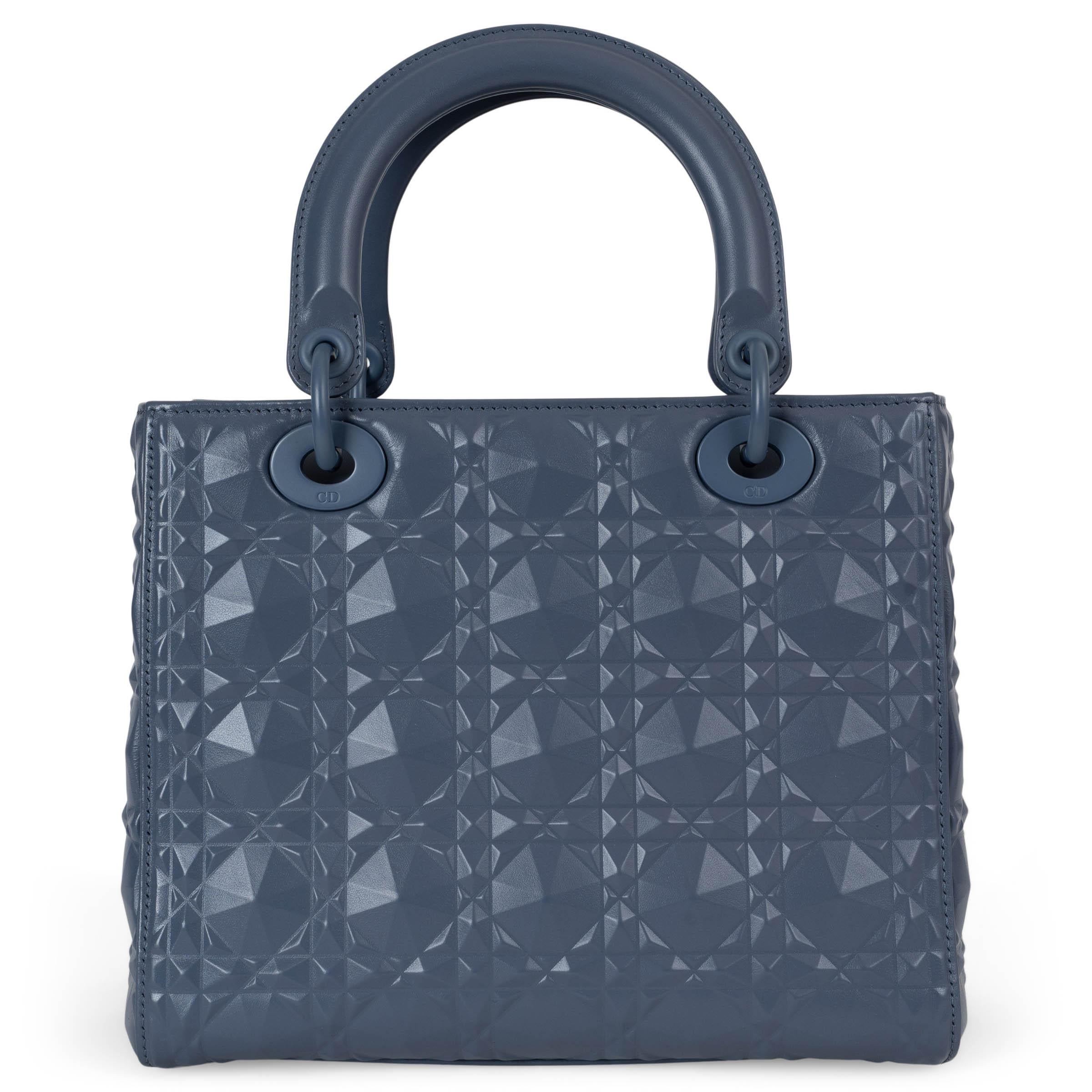Violet CHRISTIAN DIOR purple leather 2022 DIAMOND MEDIUM LADY DIOR TOTE Bag en vente