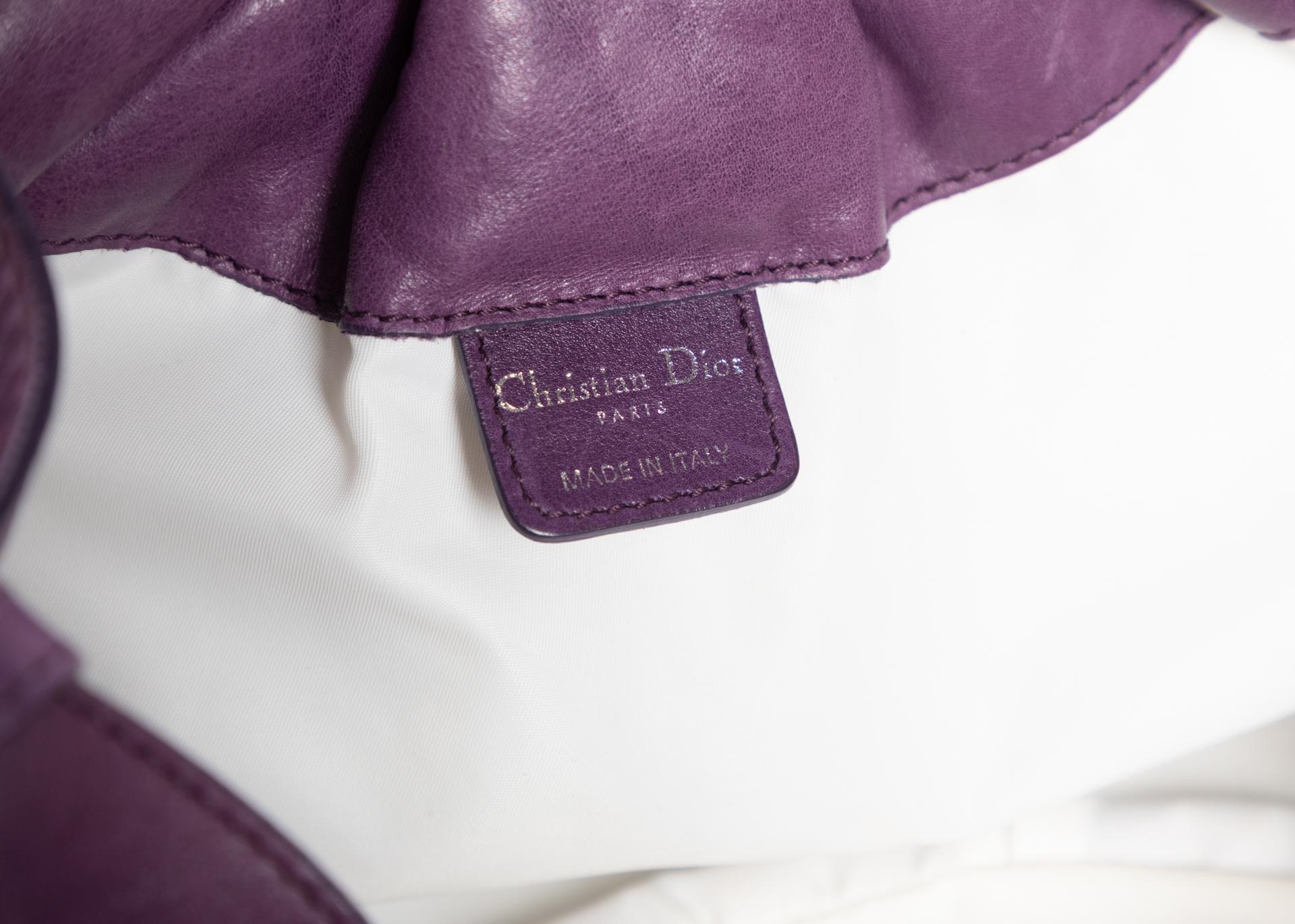  Sac babe Christian Dior en cuir violet, 2008 en vente 3