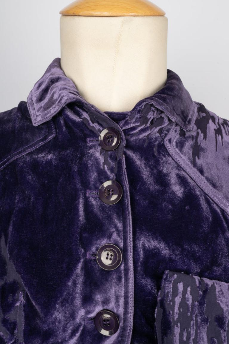 Manteau haute couture Christian Dior violet en velours de soie, 2005 en vente 2