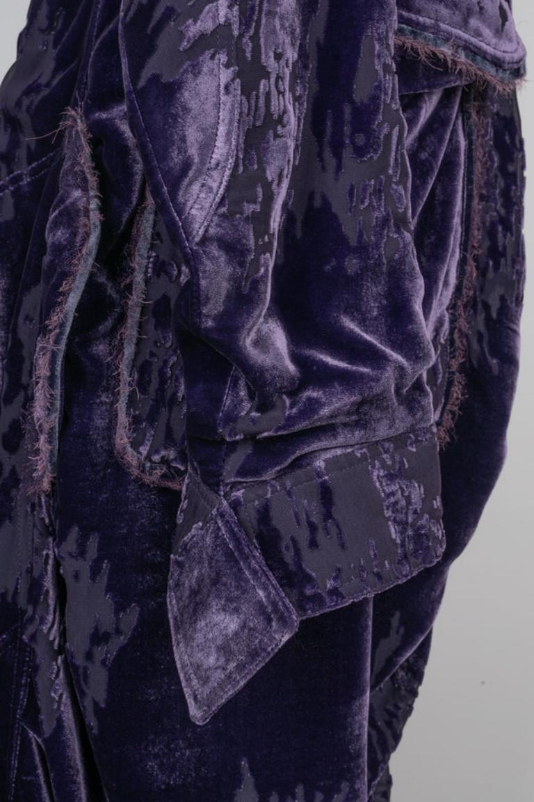 Manteau haute couture Christian Dior violet en velours de soie, 2005 en vente 4