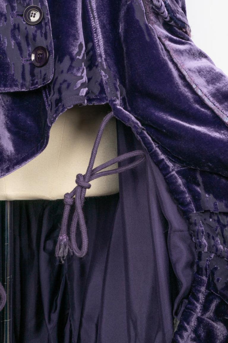 Manteau haute couture Christian Dior violet en velours de soie, 2005 en vente 5