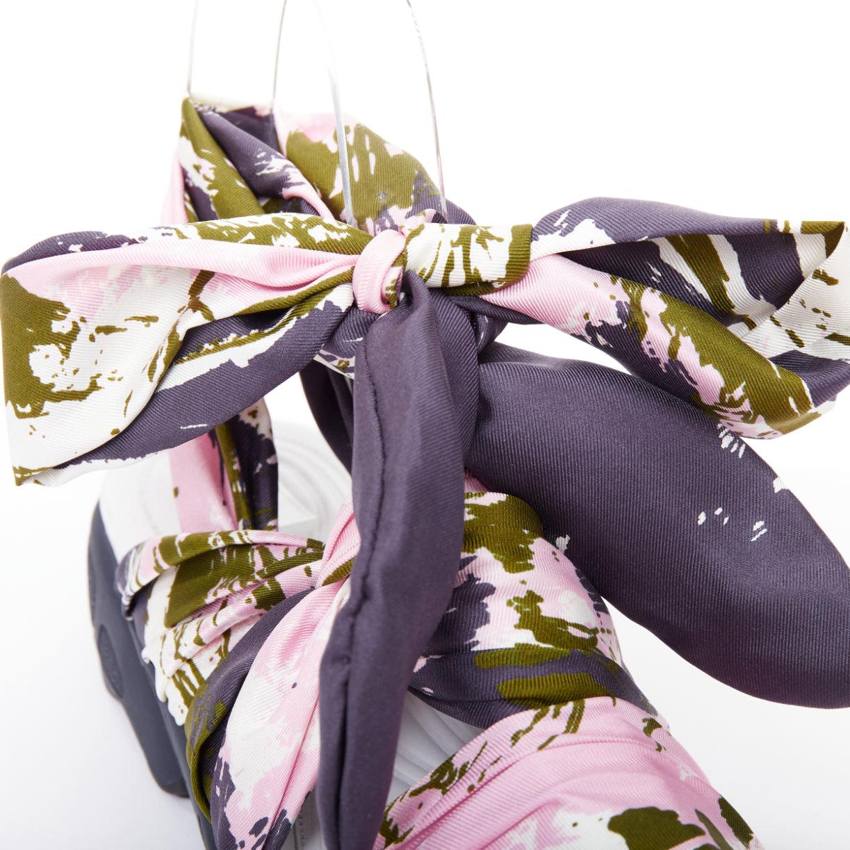 CHRISTIAN DIOR Raf Simons 2015 Brooklyn rose vert foulard sandales gladiateurs EU38 en vente 3