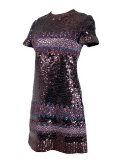 Christian Dior Raf Simons Prefall 2015: abito geometrico blu navy e bordeaux con paillettes