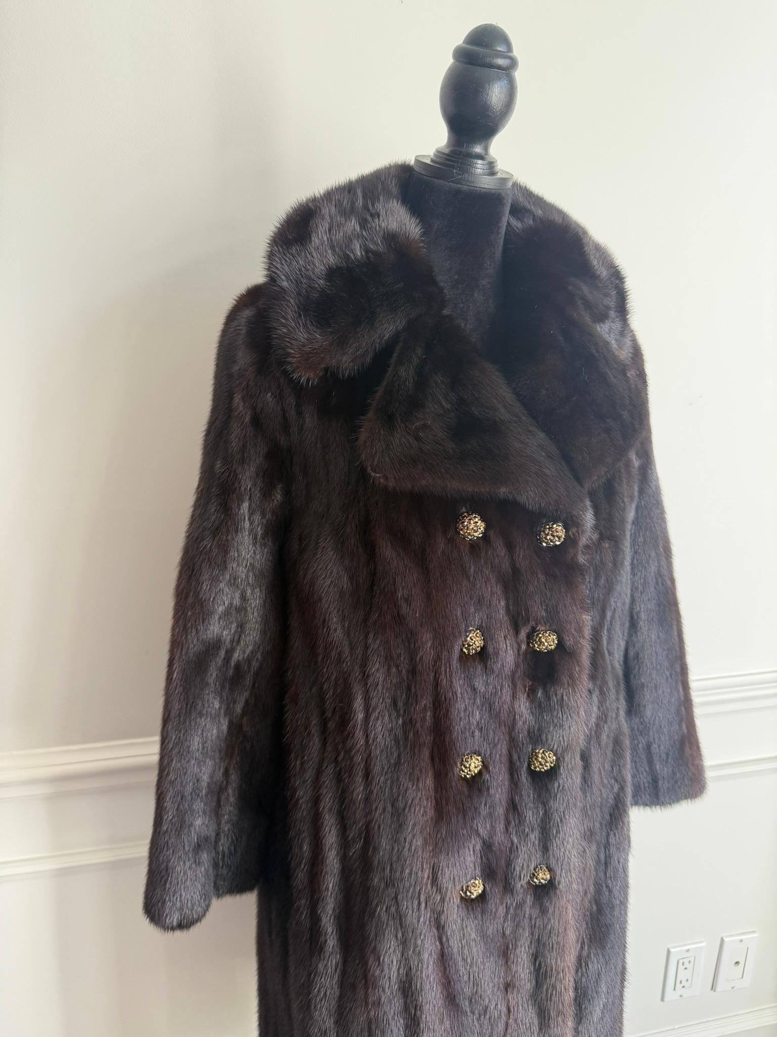 Noir Manteau en fourrure de vison de Christian Dior à col cranté taille 10 M en vente