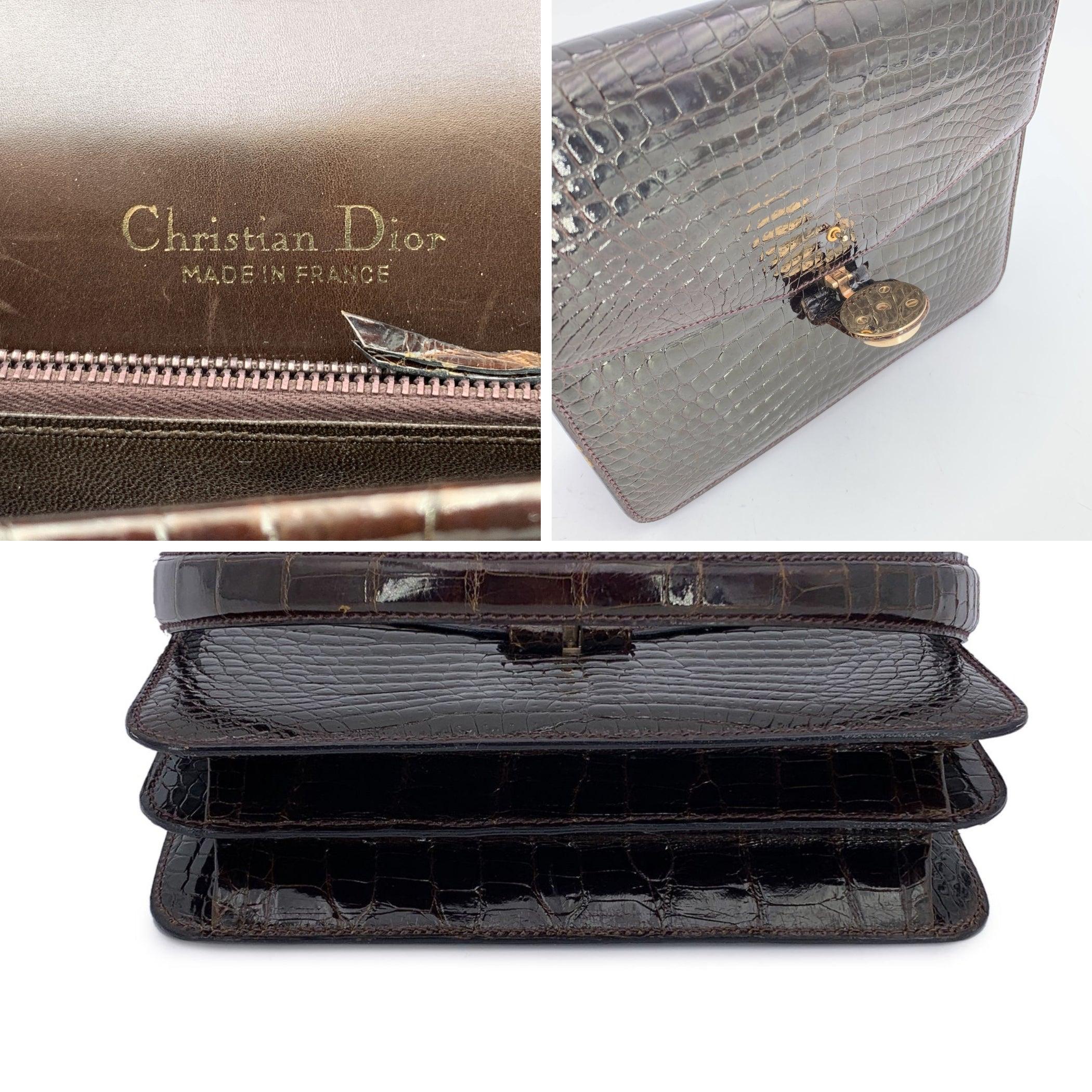 Christian Dior Rare Vintage Brown Leather Handbag with CD closure In Good Condition For Sale In Rome, Rome
