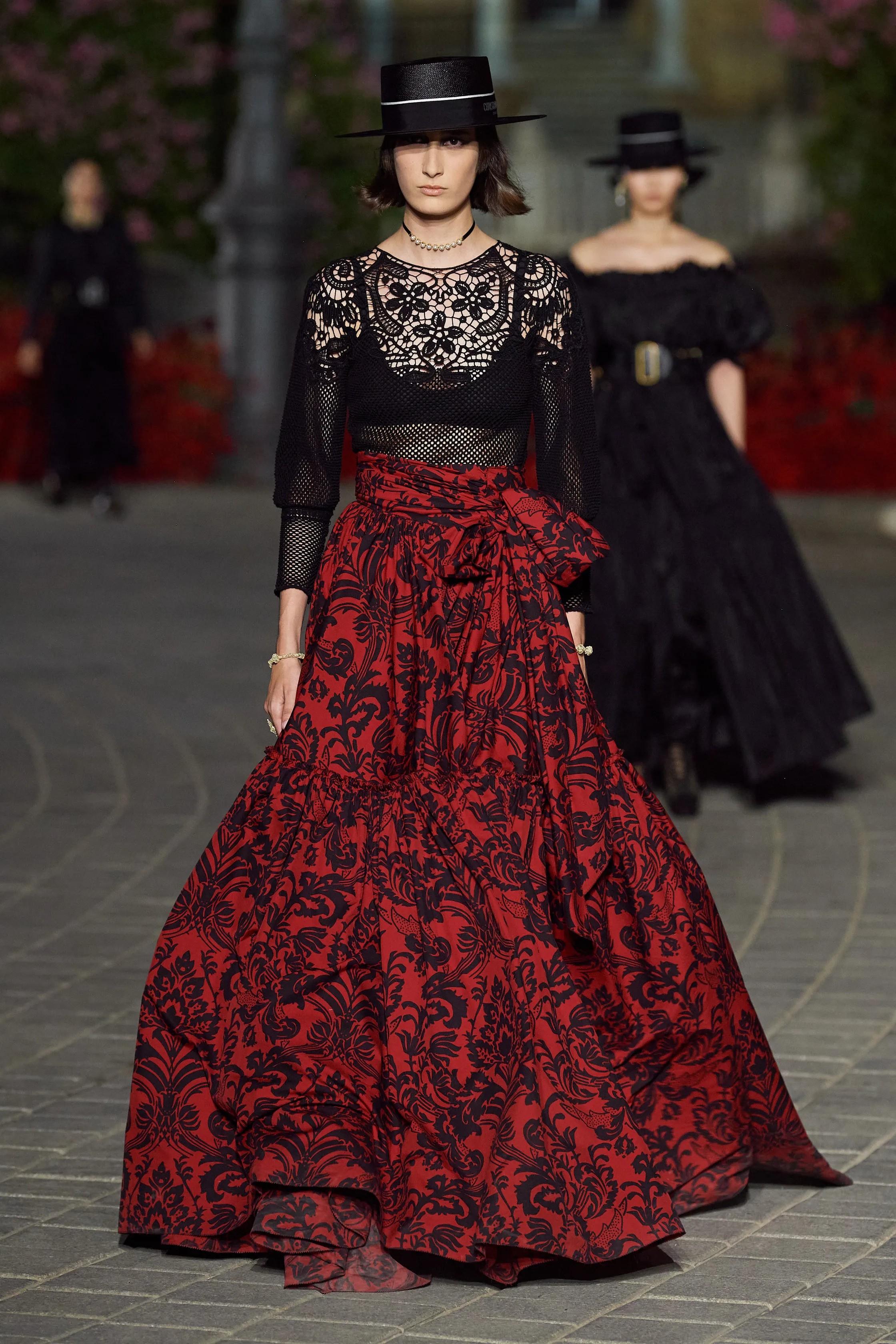 CHRISTIAN DIOR red & black cotton & silk 2023 FLORAL MAXI Skirt 36 XS 2