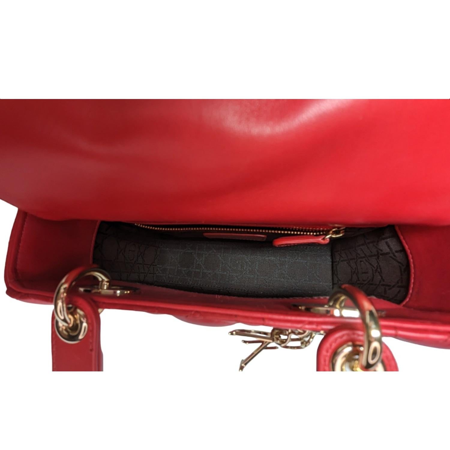 Christian Dior - Petit sac Lady Dior en cuir d'agneau cannage rouge 2