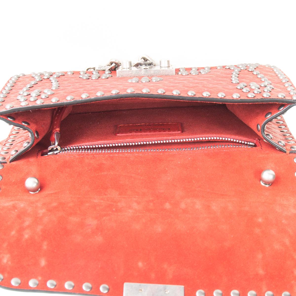 CHRISTIAN DIOR rote geprägte Leder-Umhängetasche mit DIORADDICT-Klappen 1