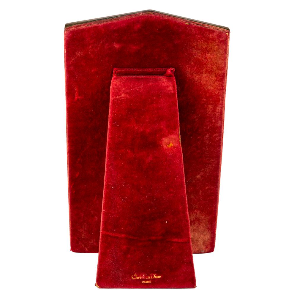 Espejo de salón Christian Dior de terciopelo rojo, París, años 50 en Bastante bueno estado para la venta en St. Catharines, ON