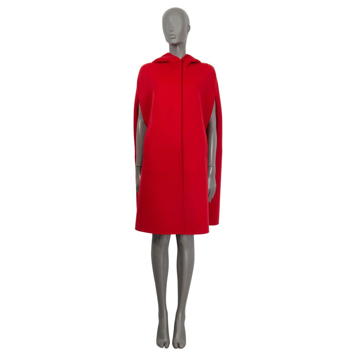 100% authentic Christian Dior Fall Winter 2021 hooded cape in red virgin wool (90%) and cashmere (10%). Features two slit pockets on the front. Unlined. Brand new, with tags.

Measurements
Model	DiorFW21
Tag Size	38
Size	S
Bust	114cm (44.5in) to
