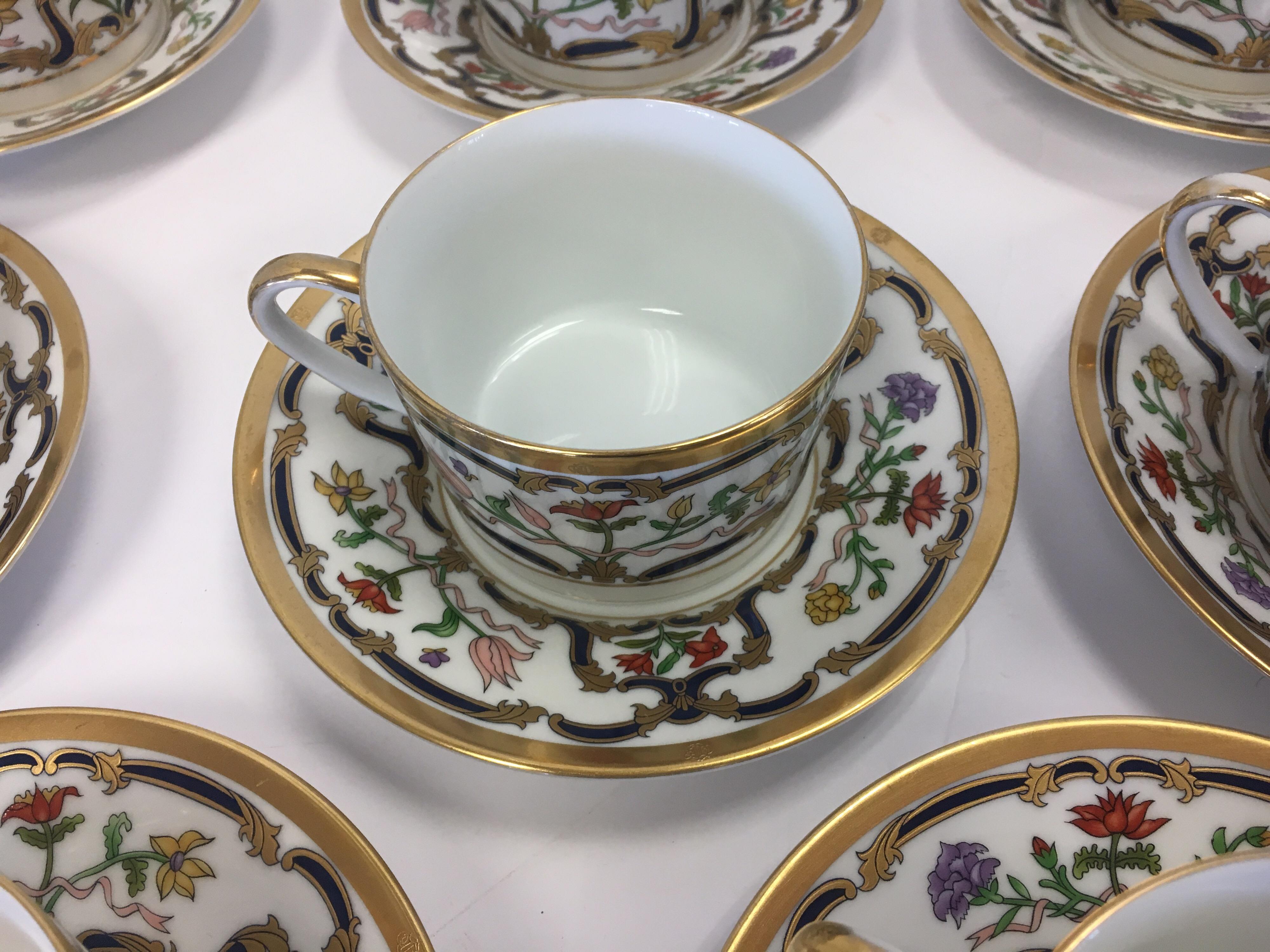 Christian Dior Renaissance Porcelain Set of Eight Teacups and Saucers In Good Condition In West Hartford, CT
