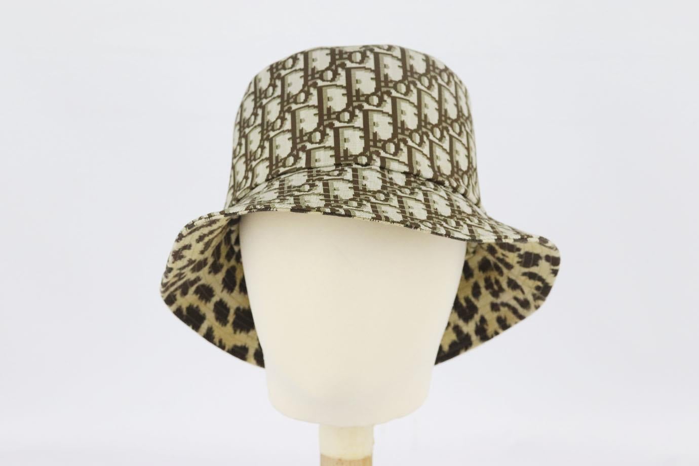 dior safari hat