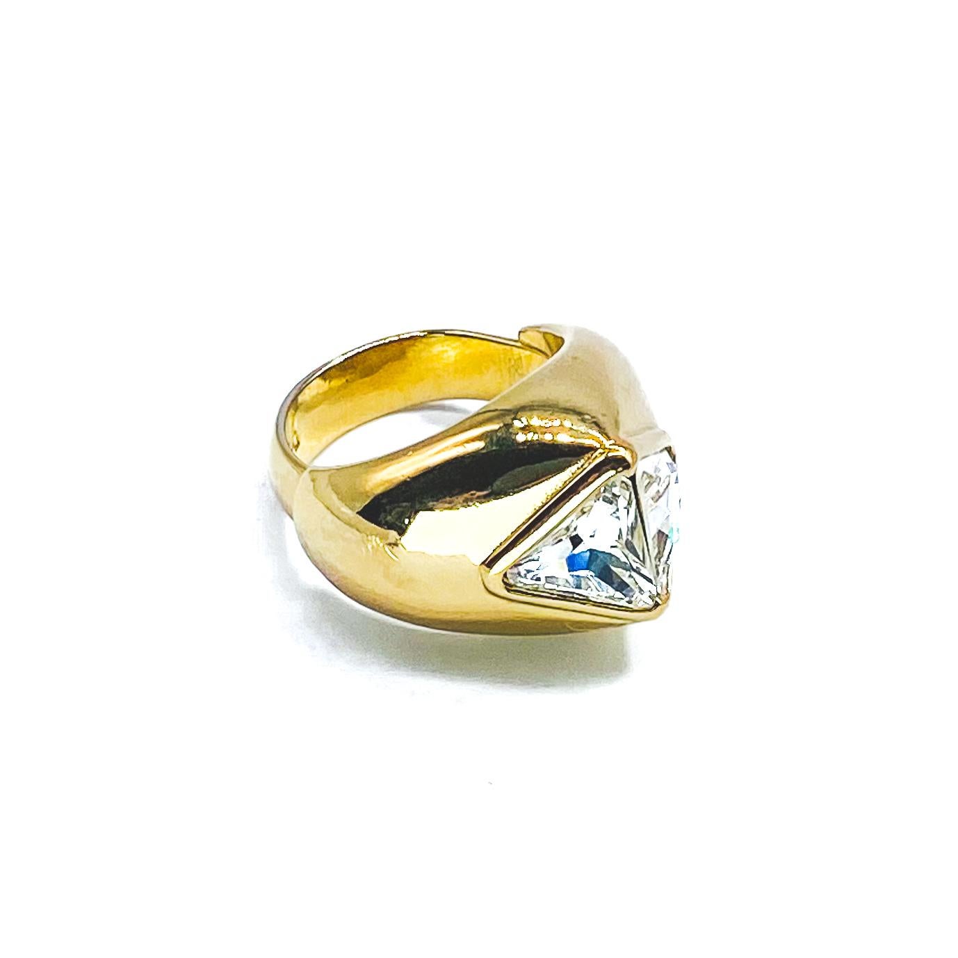Christian Dior Statement 1980s Vintage Cocktail Ring

An incredible statement piece from the House of Dior, still on of the most coveted designers in the world. 

Detail
-Made in France in the late 1980s
-Crafted from high quality gold plated
