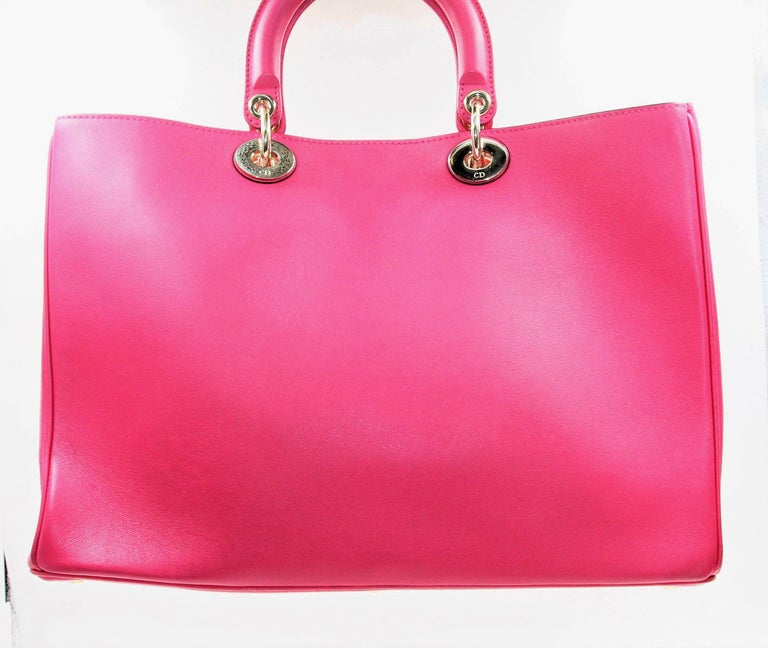 Christian Dior Rose Sorbet Calfskin Leather Shoulder Bag For Sale at ...