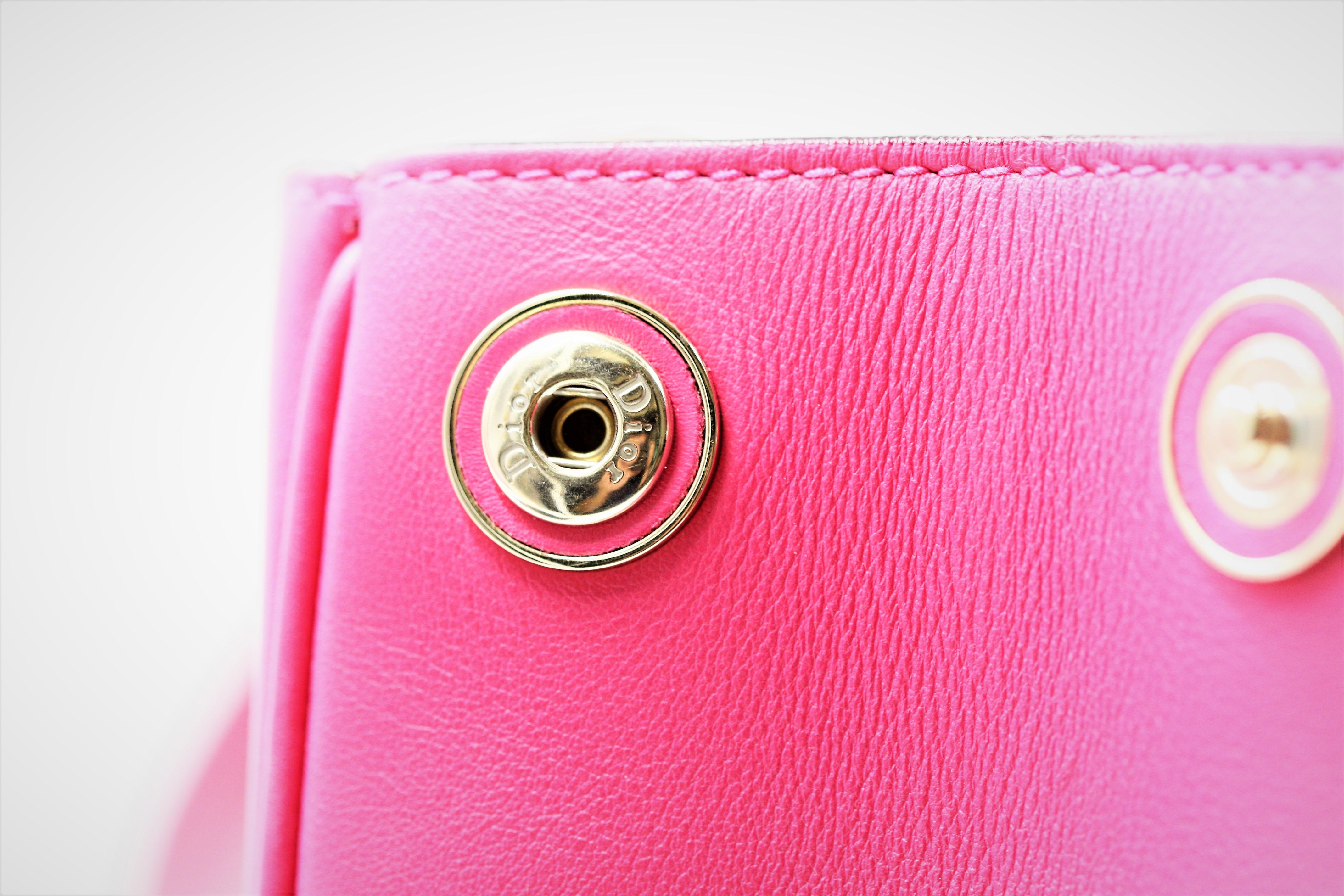 Christian Dior Rose Sorbet Calfskin Leather Shoulder Bag For Sale 1