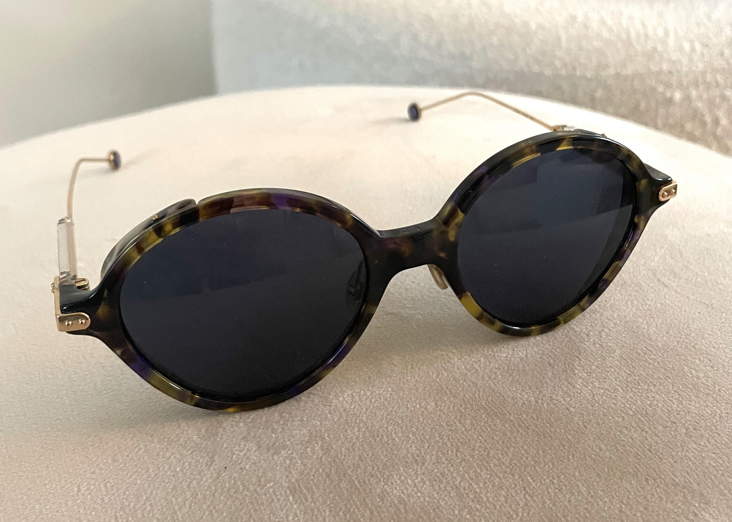 Women's or Men's Christian Dior Round Sunglasses Dior Umbrage 52mm For Sale