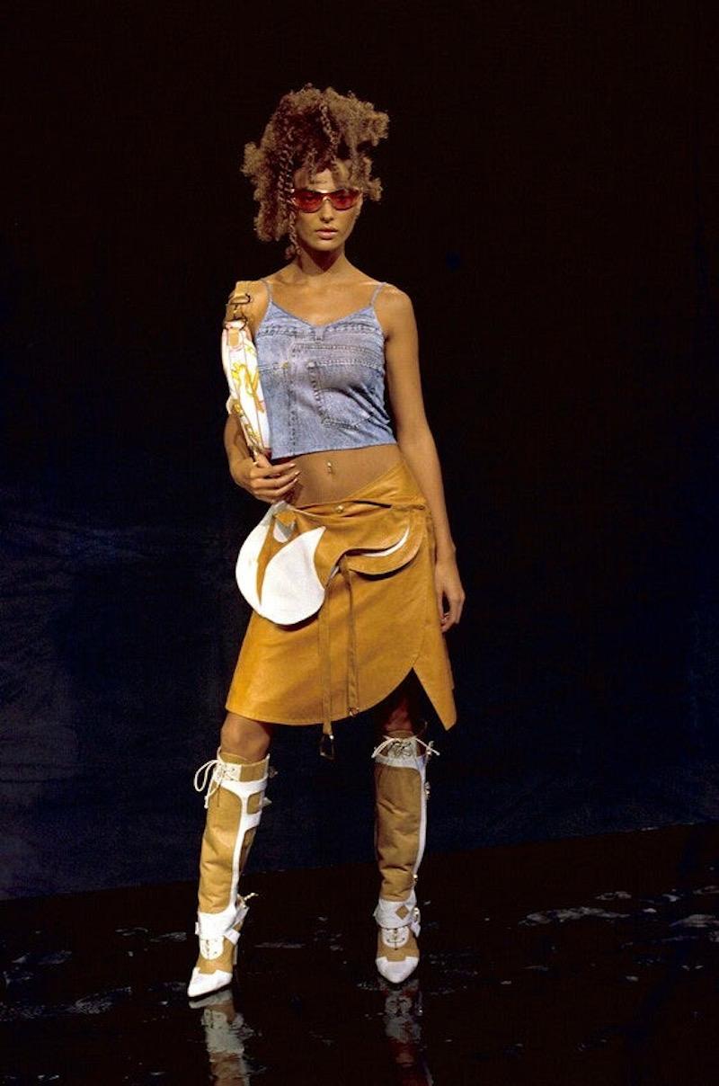 Christian Dior S/S 2000 Maillot de bain plongeant en denim imprimé en trompe l'oeil en vente 5