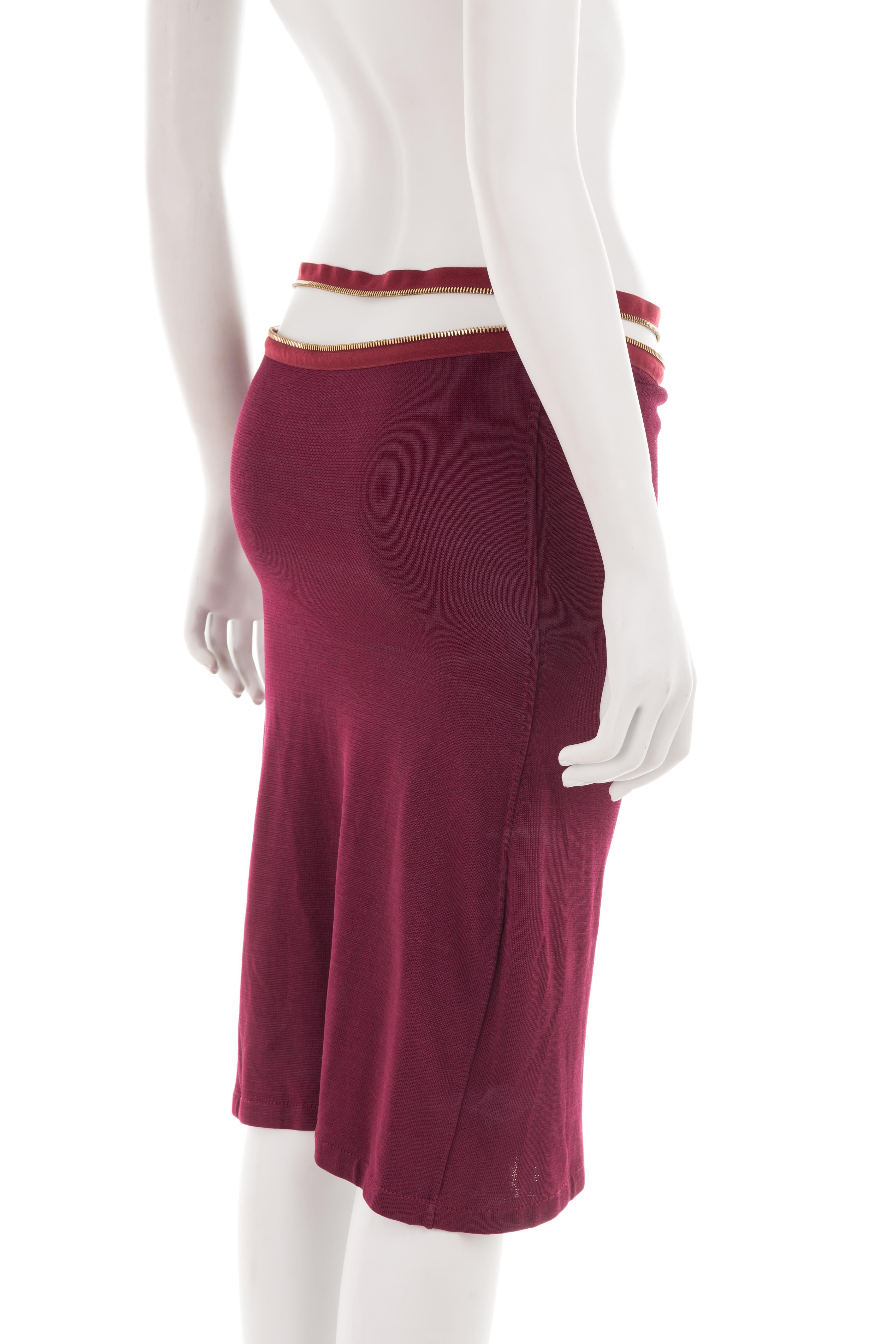 Christian Dior S/S 2001 burgundy midi skirt with asymmetric logo zippers In Excellent Condition For Sale In Rome, IT