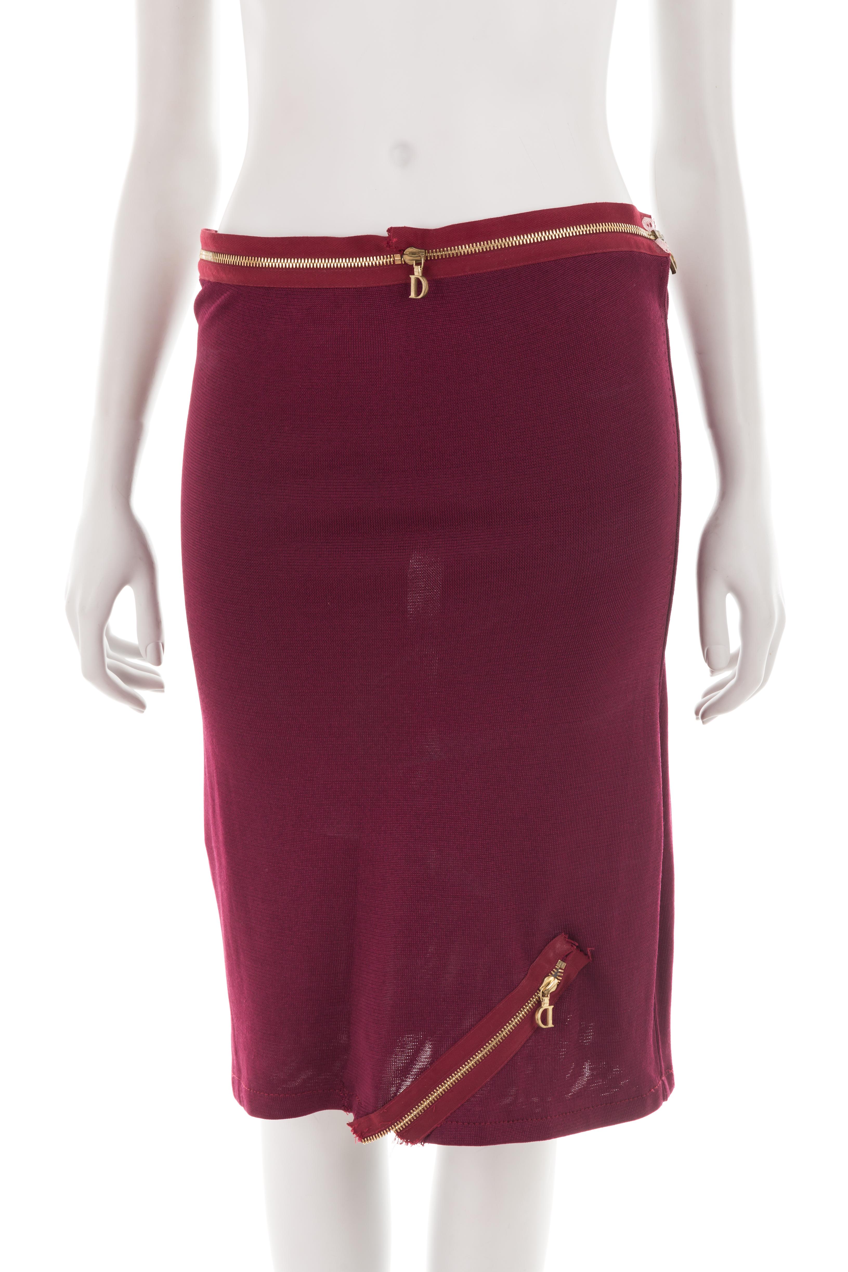 Women's or Men's Christian Dior S/S 2001 burgundy midi skirt with asymmetric logo zippers For Sale