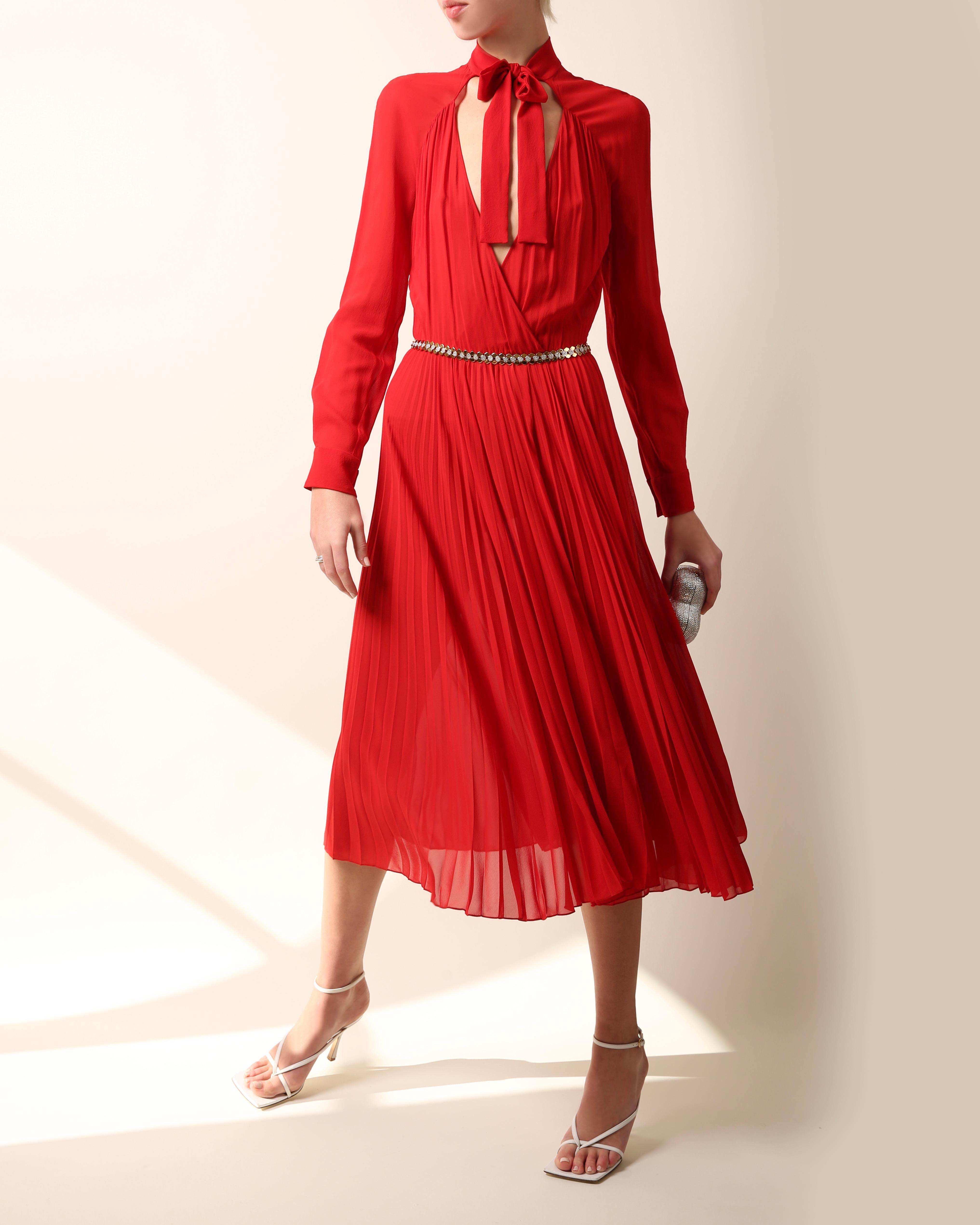 Christian Dior S/S 2018 red midi dress in silk
Low cut cross over upper
Cinched in waist
Plisse skirt
Pussy bow necktie 
Concealed side zip

FREE SHIPPING WORLDWIDE!!!

Composition:
100% Silk

Size:
FR 40 but will work for different sizes depending