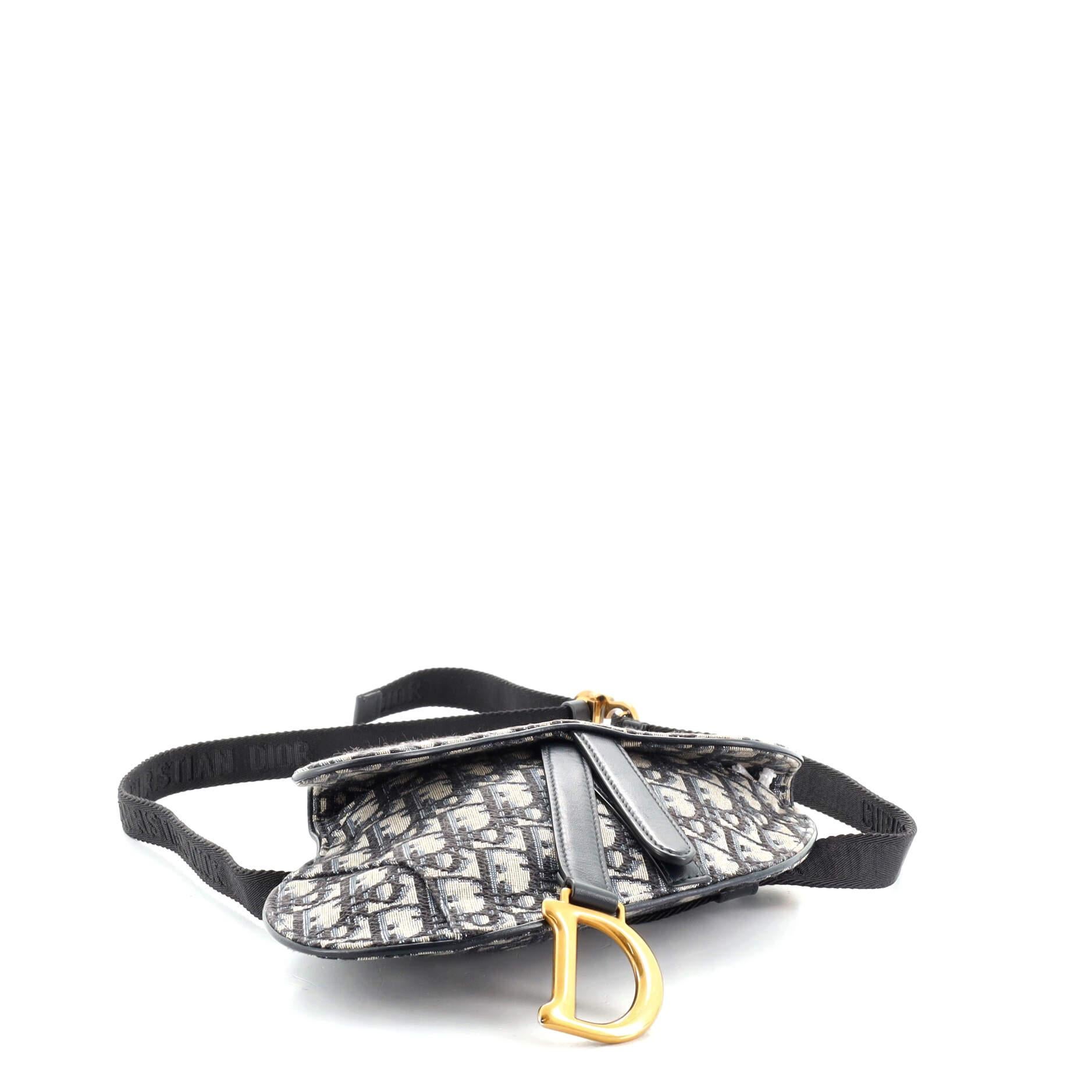 Christian Dior Umhängetasche mit Sattelgürtel aus Segeltuch (Grau)