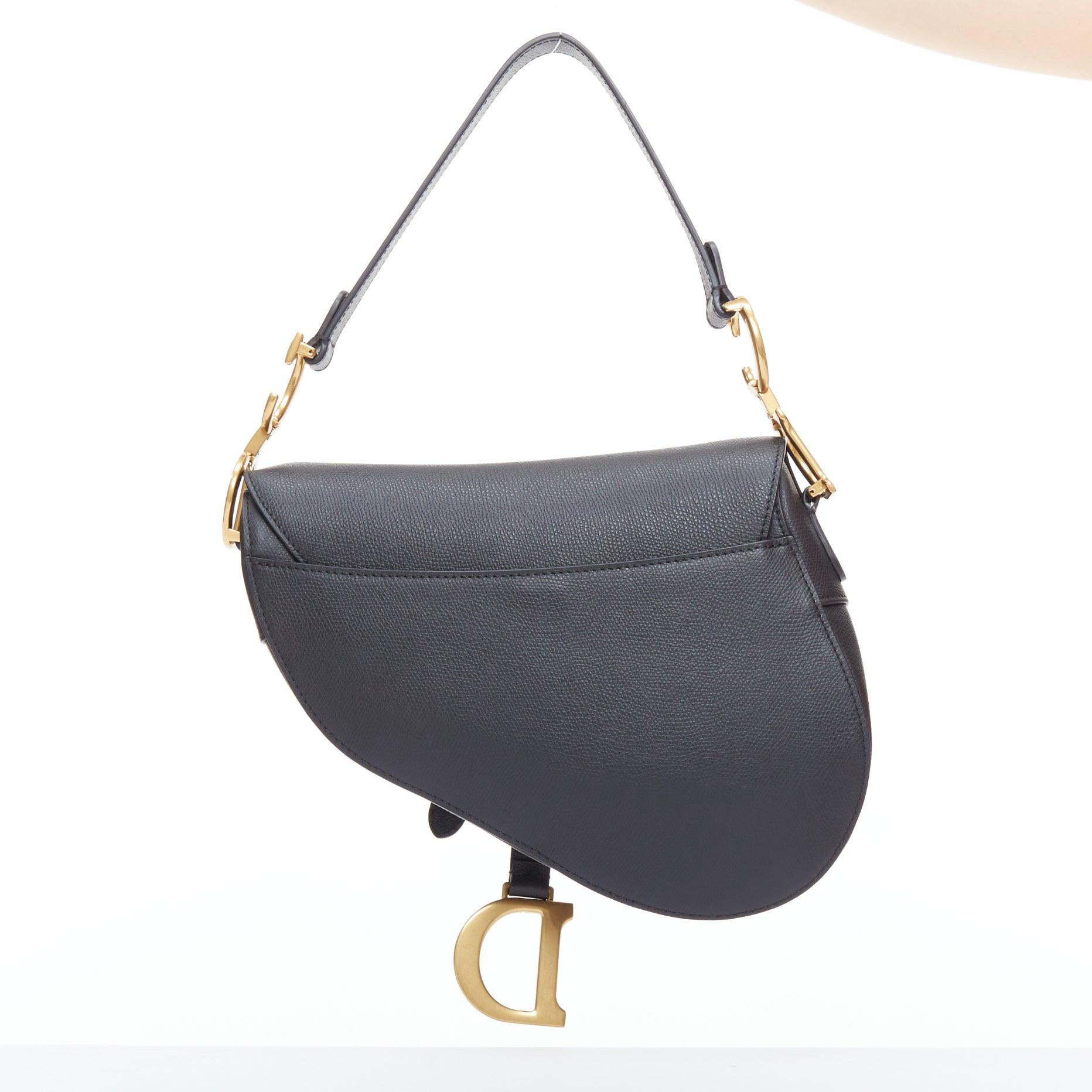Women's CHRISTIAN DIOR Saddle black textured leather gold CD shoulder bag For Sale