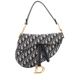 Christian Dior Saddle Handbag Oblique Canvas Medium Christian Dior Saddle Handbag Oblique Canvas Medium