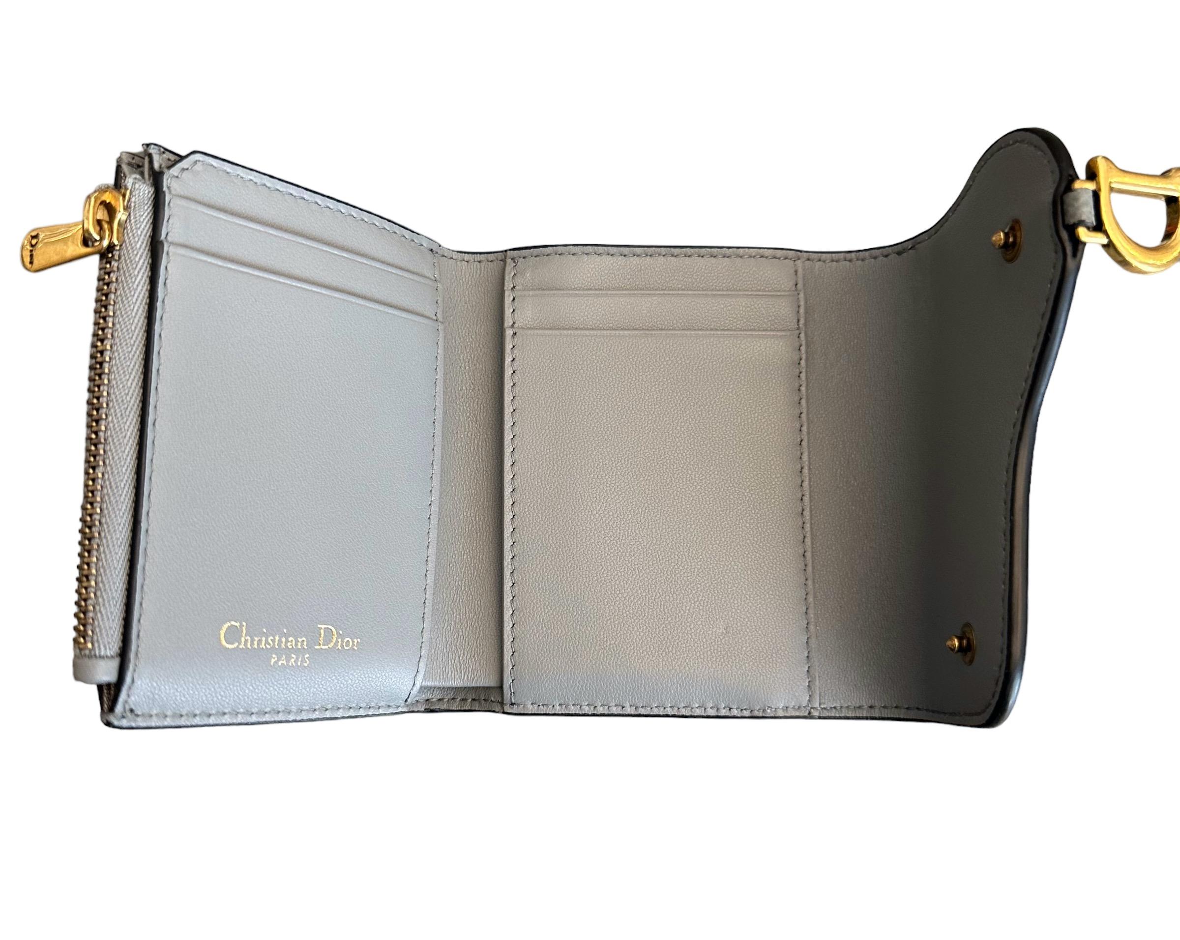 Christian Dior Saddle Lotus Wallet In Excellent Condition In Geneva, CH