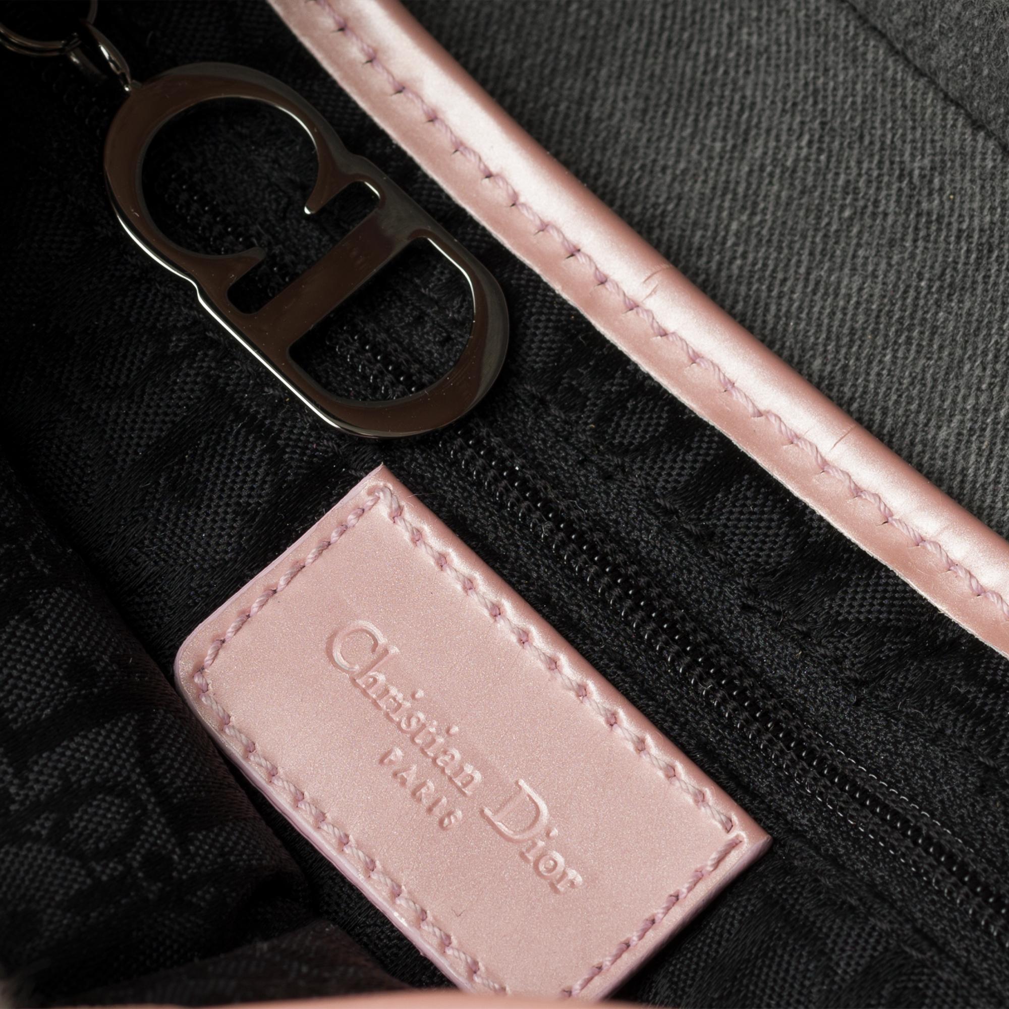 Gray Christian Dior Saddle shoulder bag in blue denim and pink patent leather