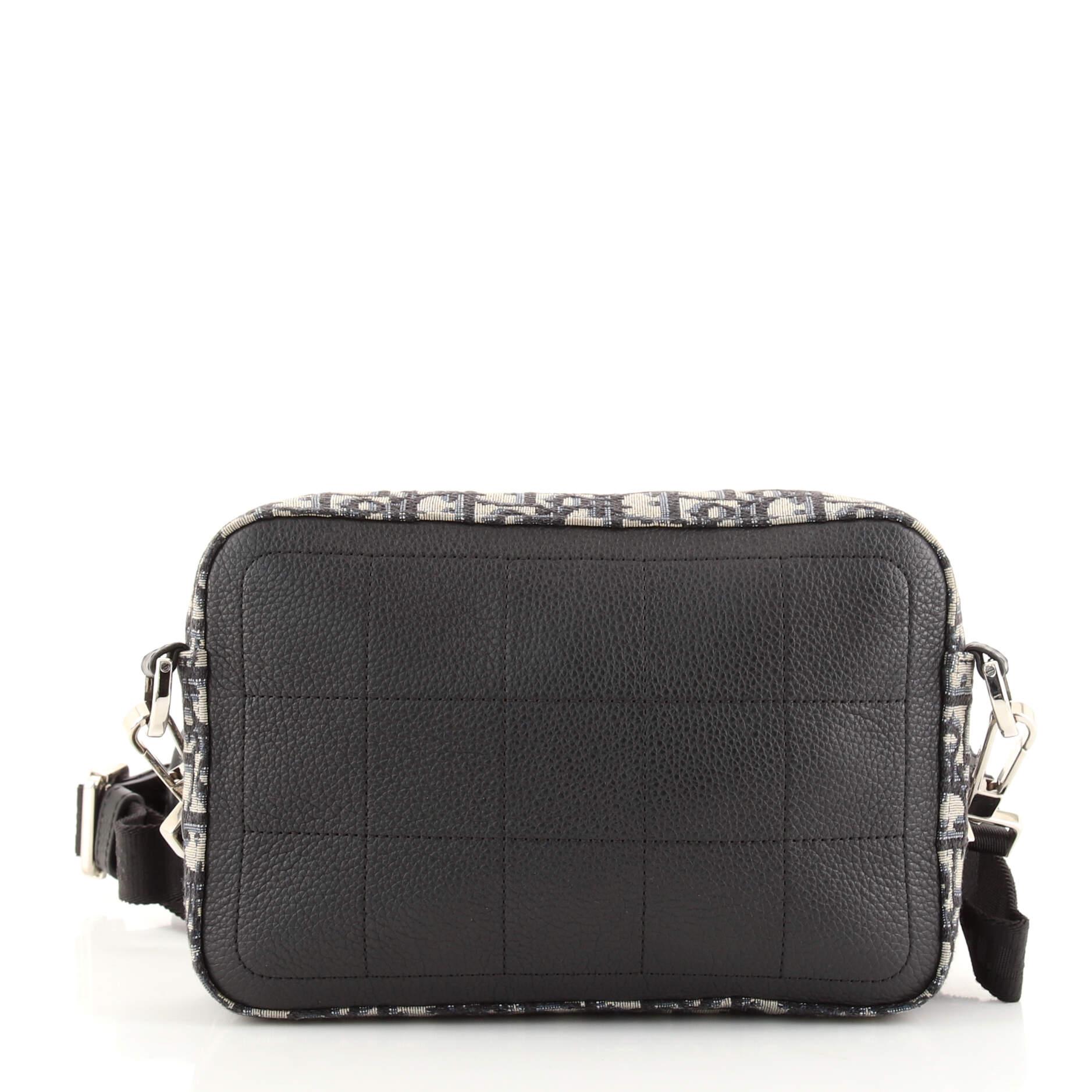 dior oblique safari messenger bag