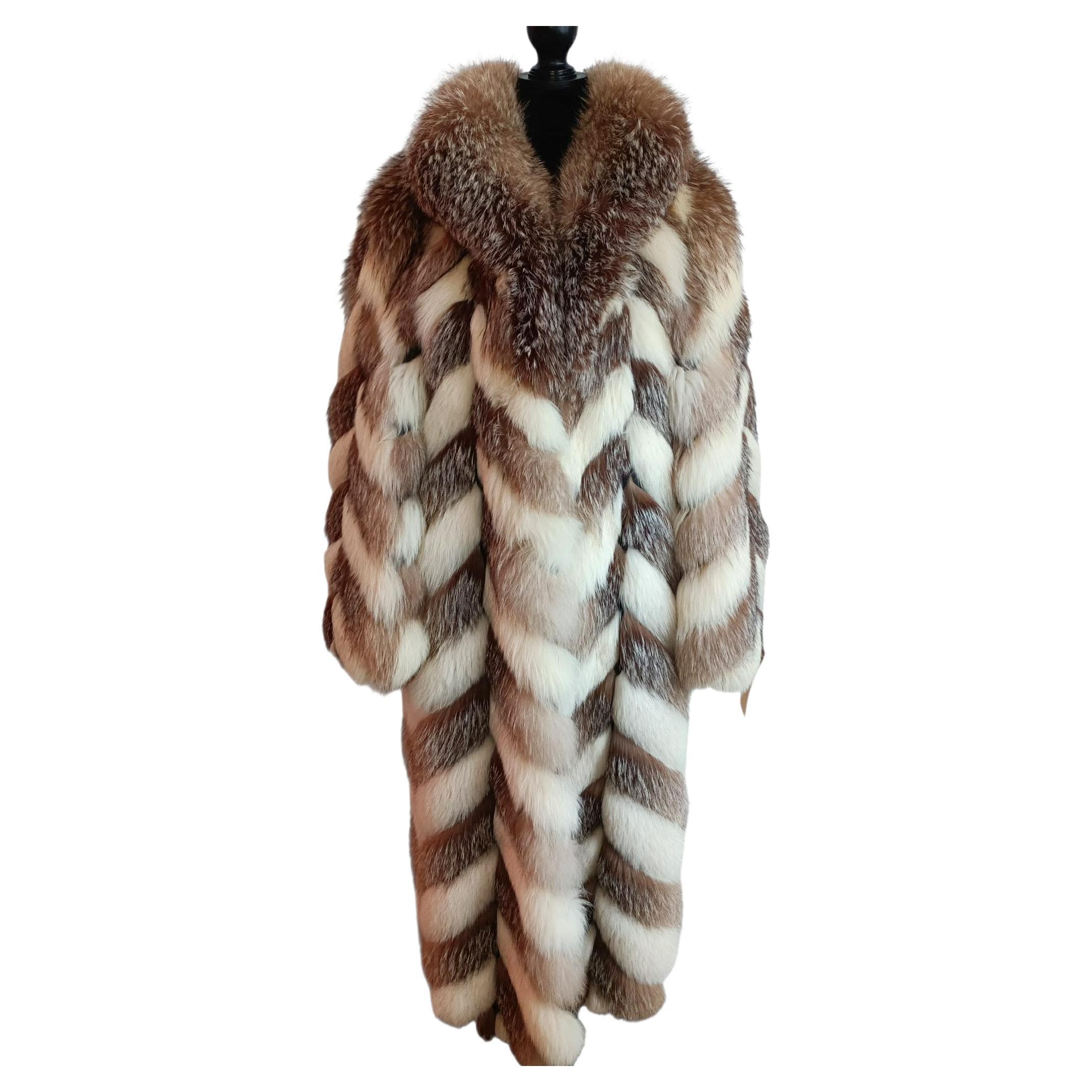 Christian Dior sectional fox fur coat size 10 M (Braun) im Angebot