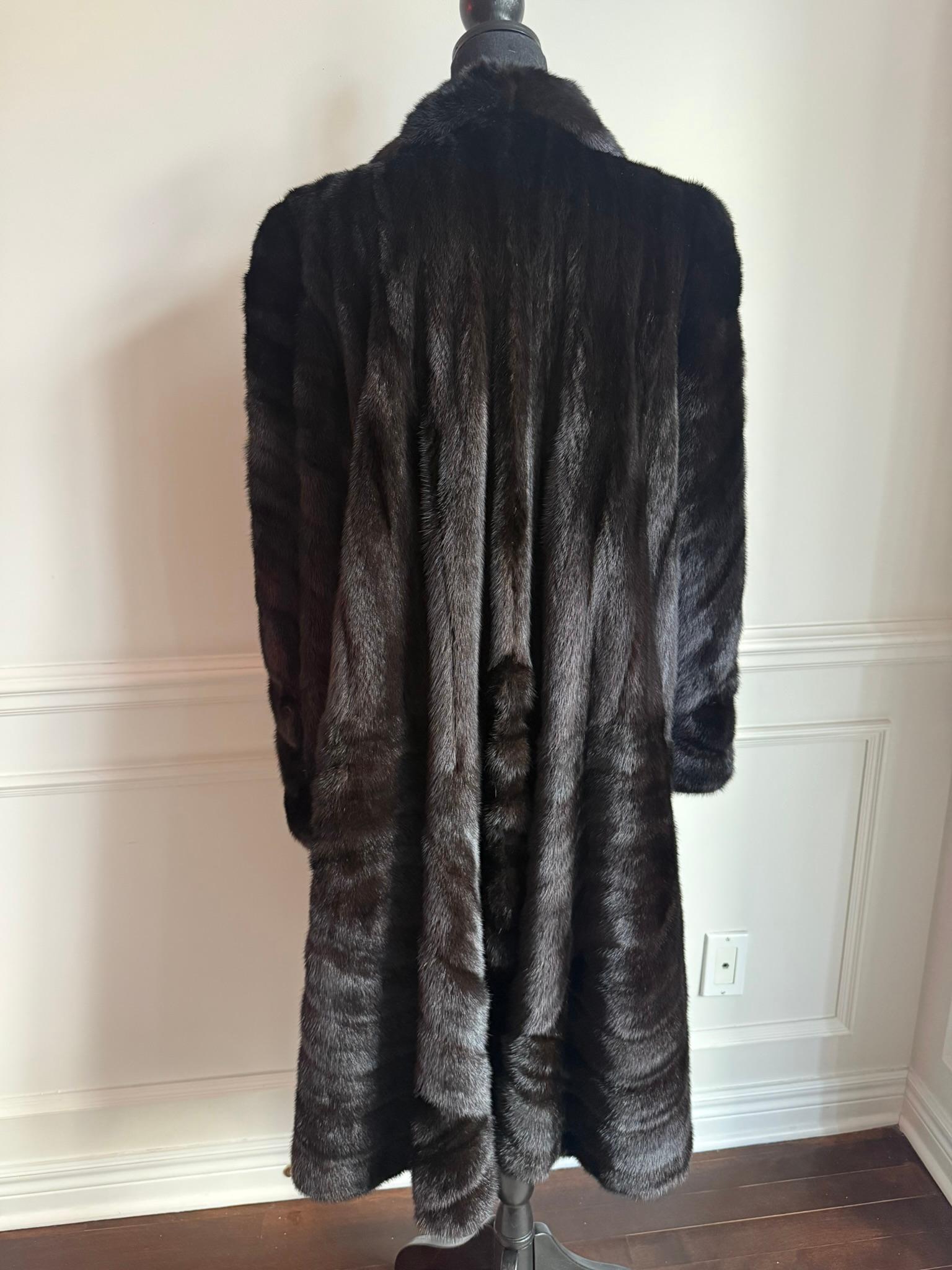 Manteau sectionnel en fourrure de vison Christian Dior taille 16/L en vente 1