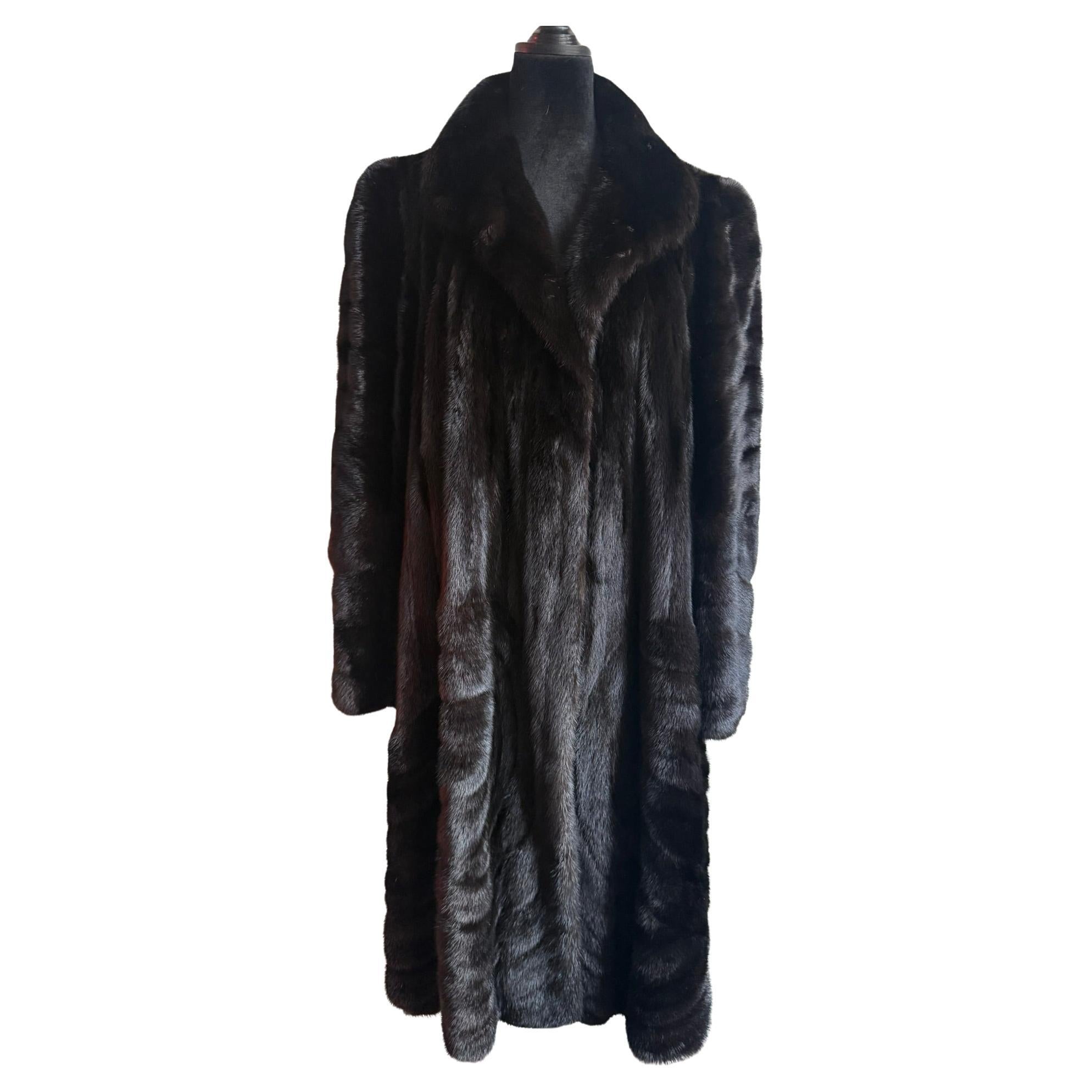 Christian Dior, cappotto in pelliccia di visone taglia 16/L