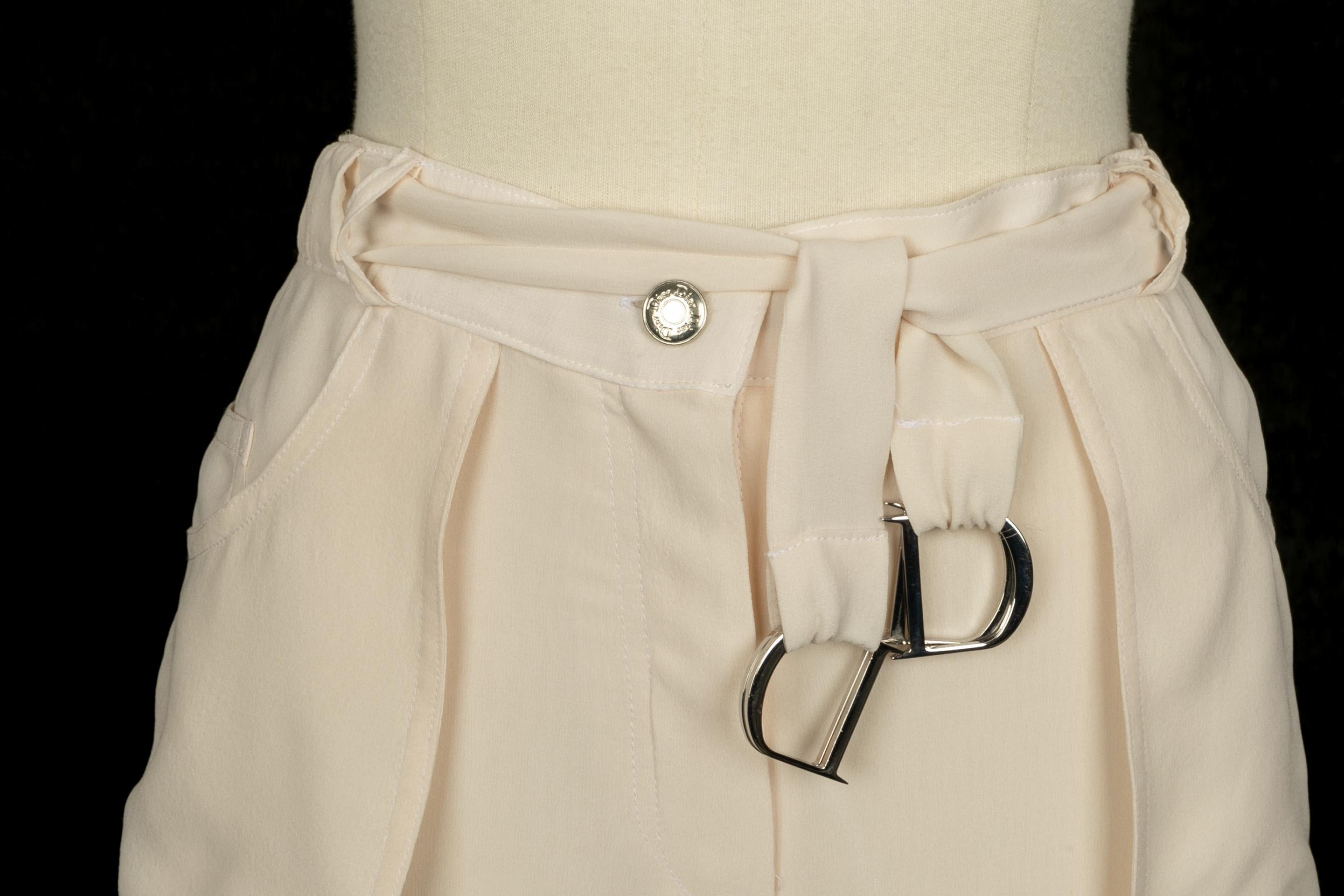 Beige Christian Dior set des années 2003 en vente