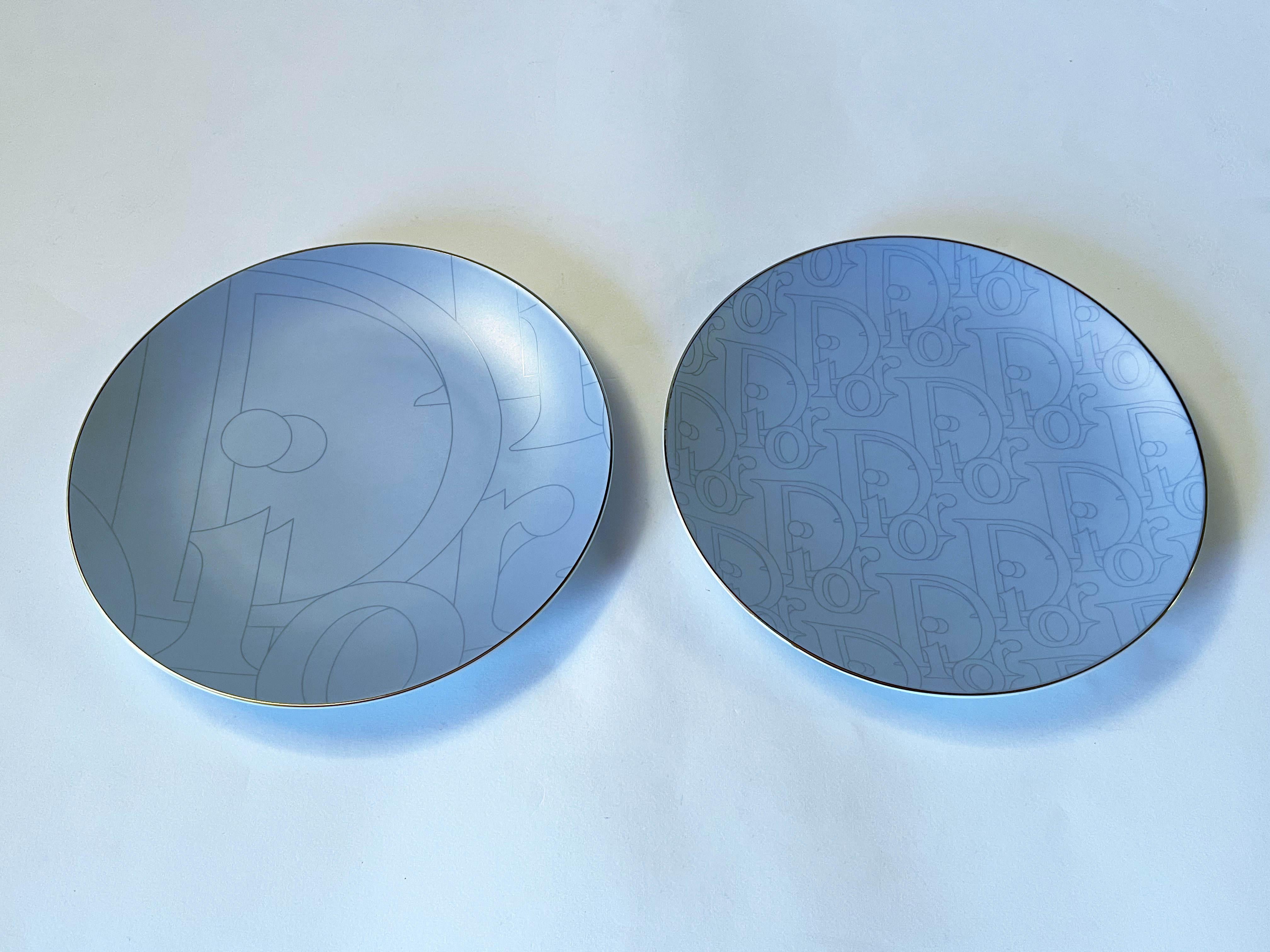 Christian Dior: 2er-Set Logo-Teller (Französisch) im Angebot