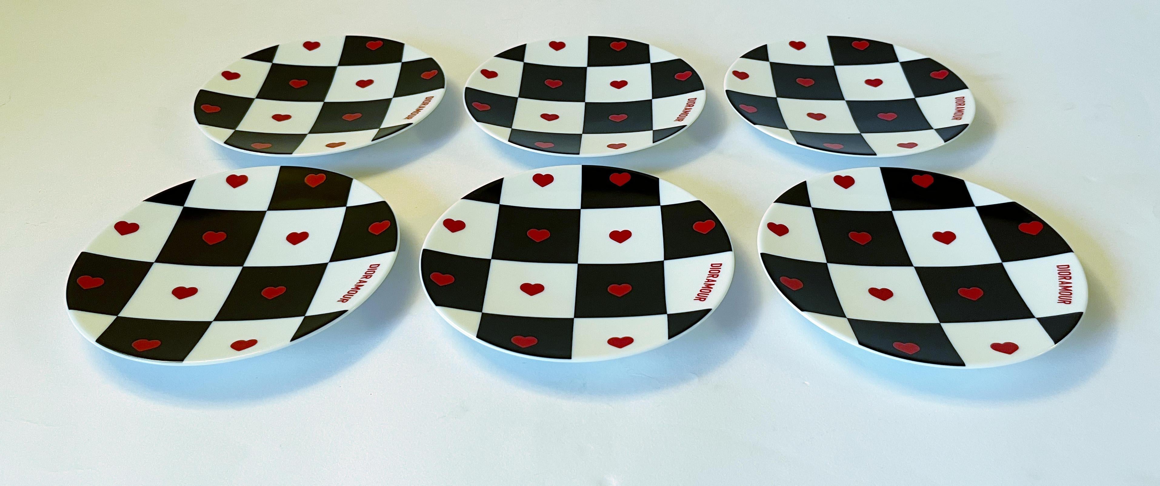 Christian Dior Set de 6 assiettes Amour Bon état - En vente à Los Angeles, CA