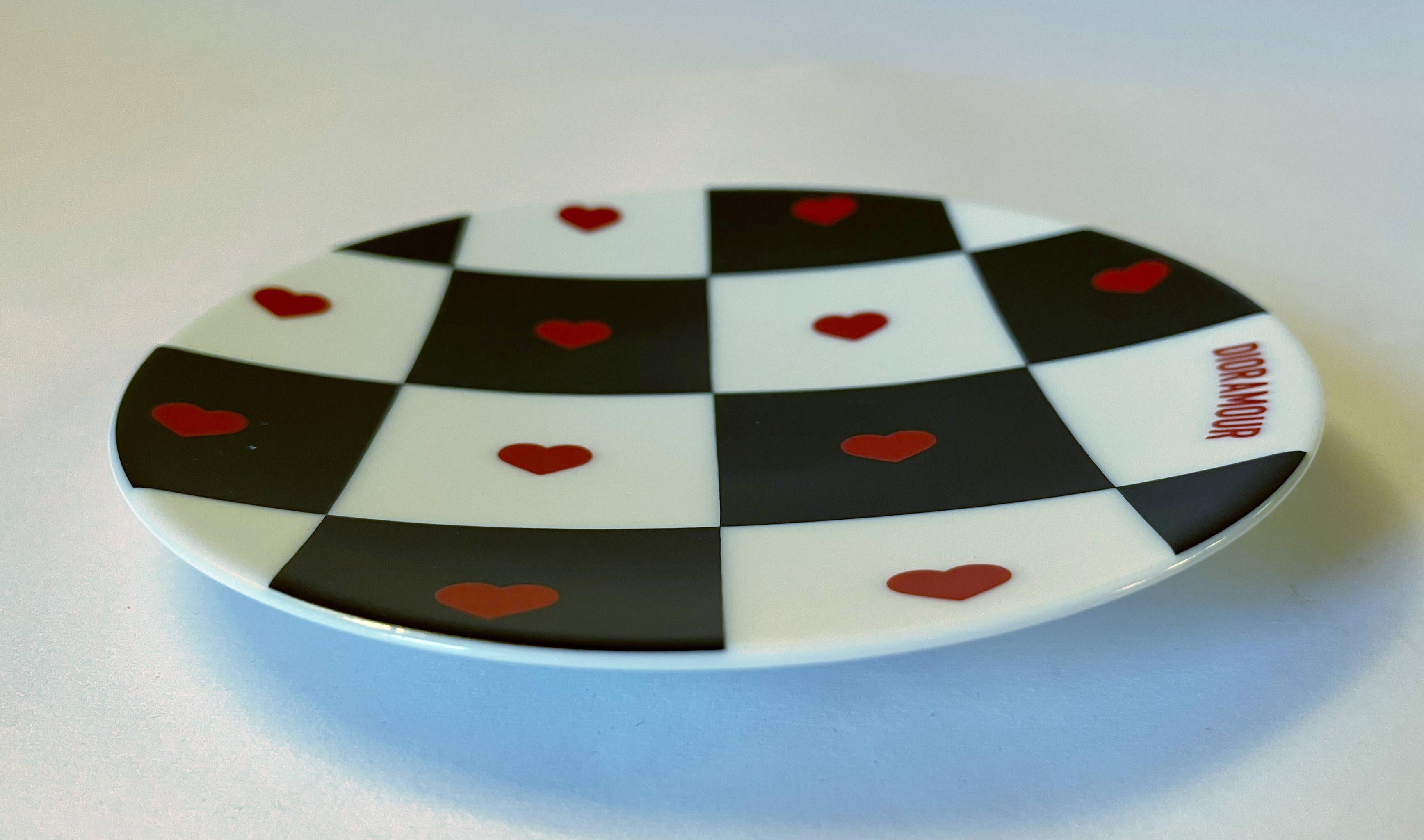 Porcelaine Christian Dior Set de 6 assiettes Amour en vente